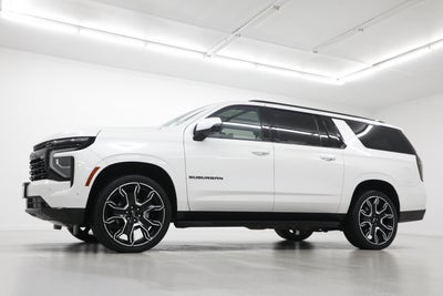 2025 Chevrolet Suburban RST