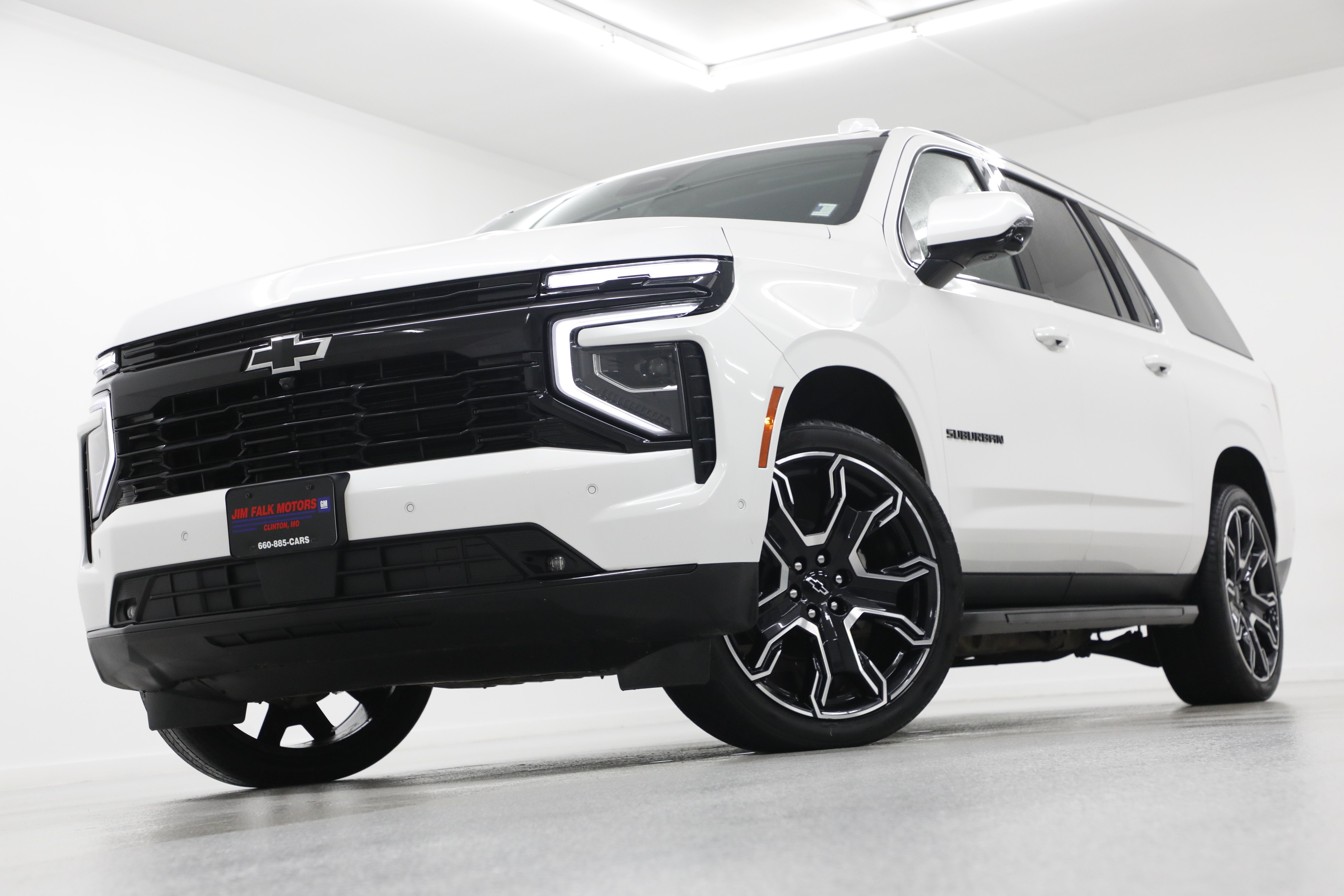 2025 Chevrolet Suburban RST