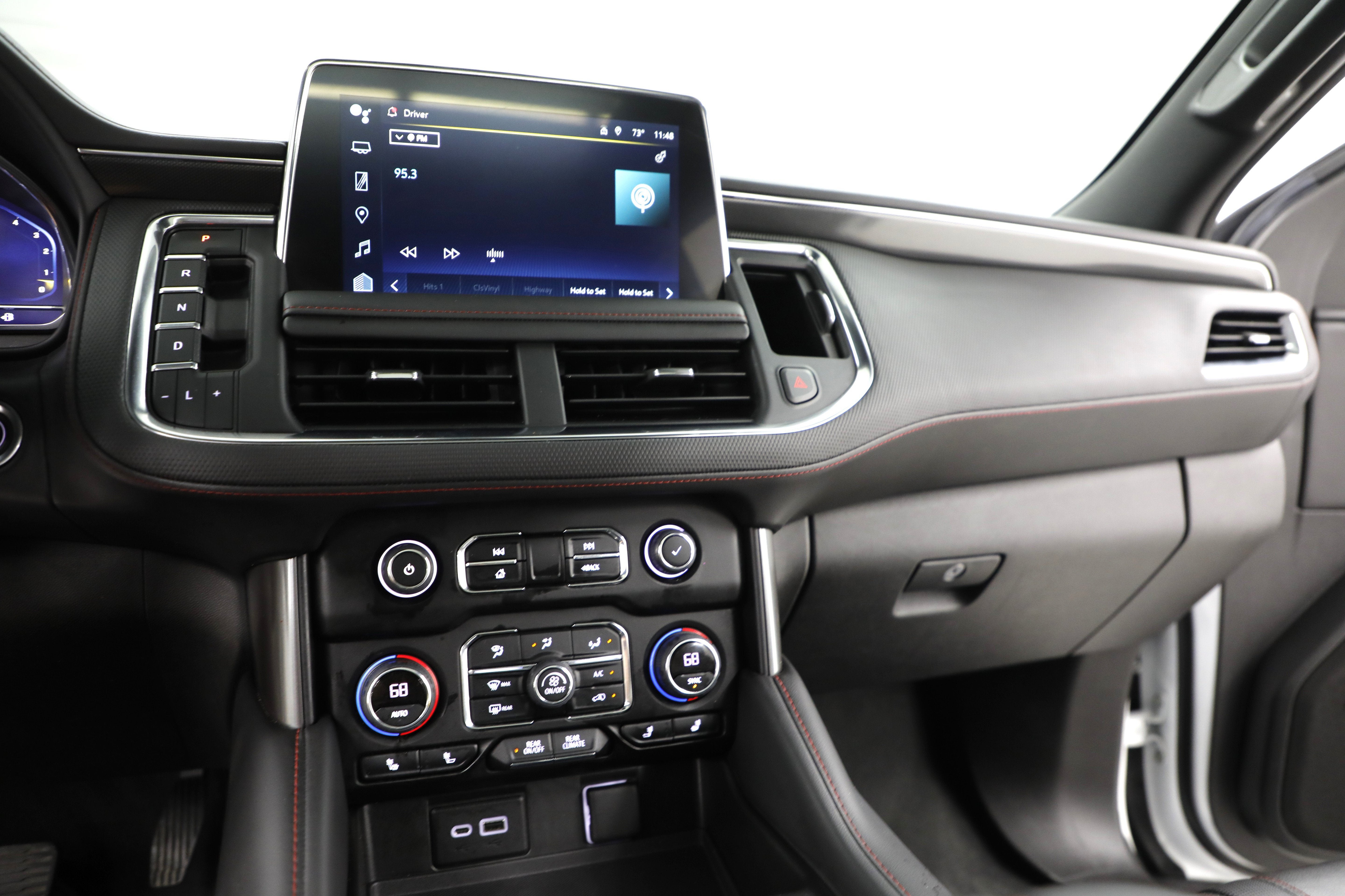2022 Chevrolet Suburban RST