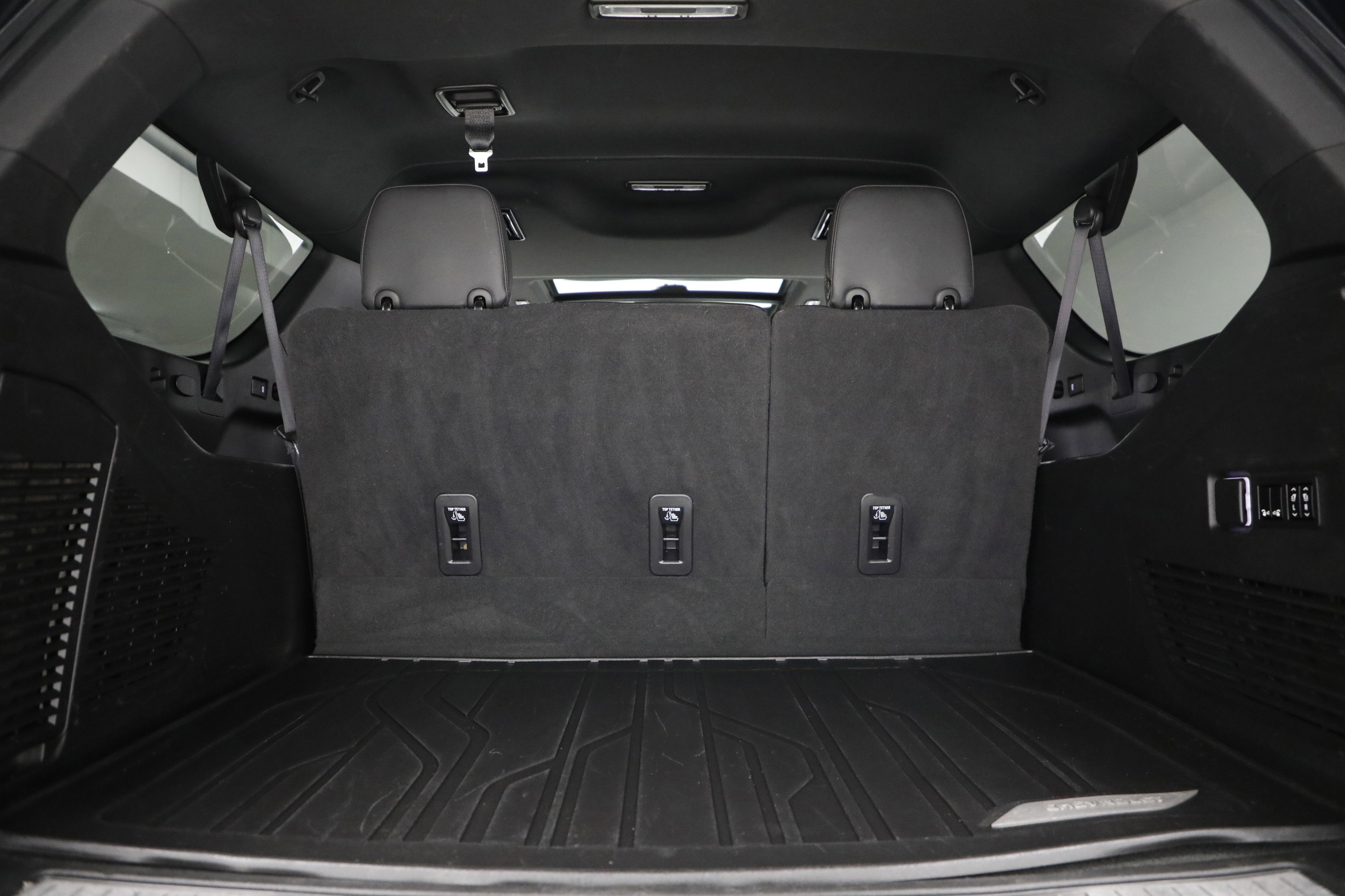 2022 Chevrolet Suburban High Country