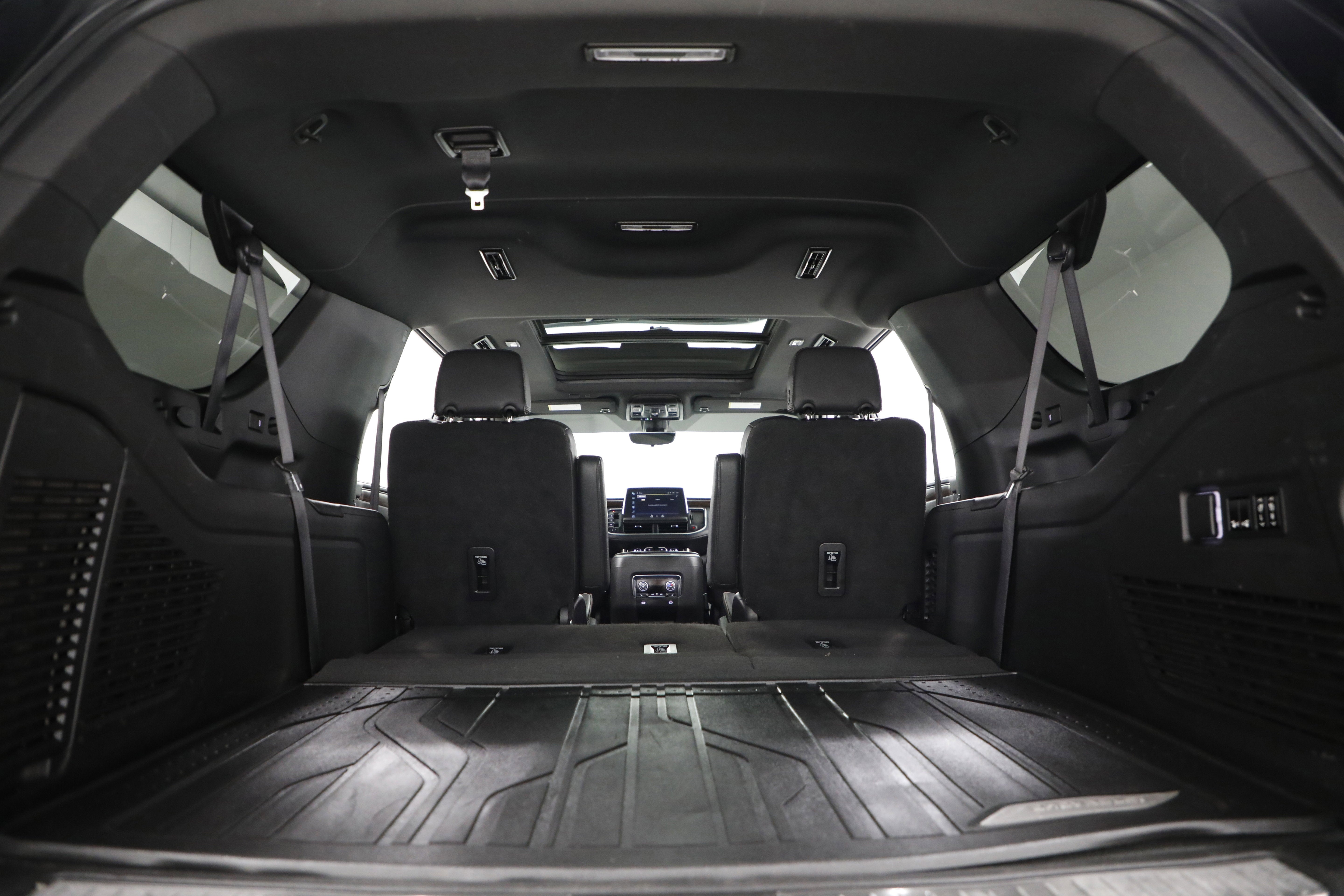 2022 Chevrolet Suburban High Country