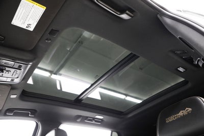 2022 Chevrolet Suburban High Country