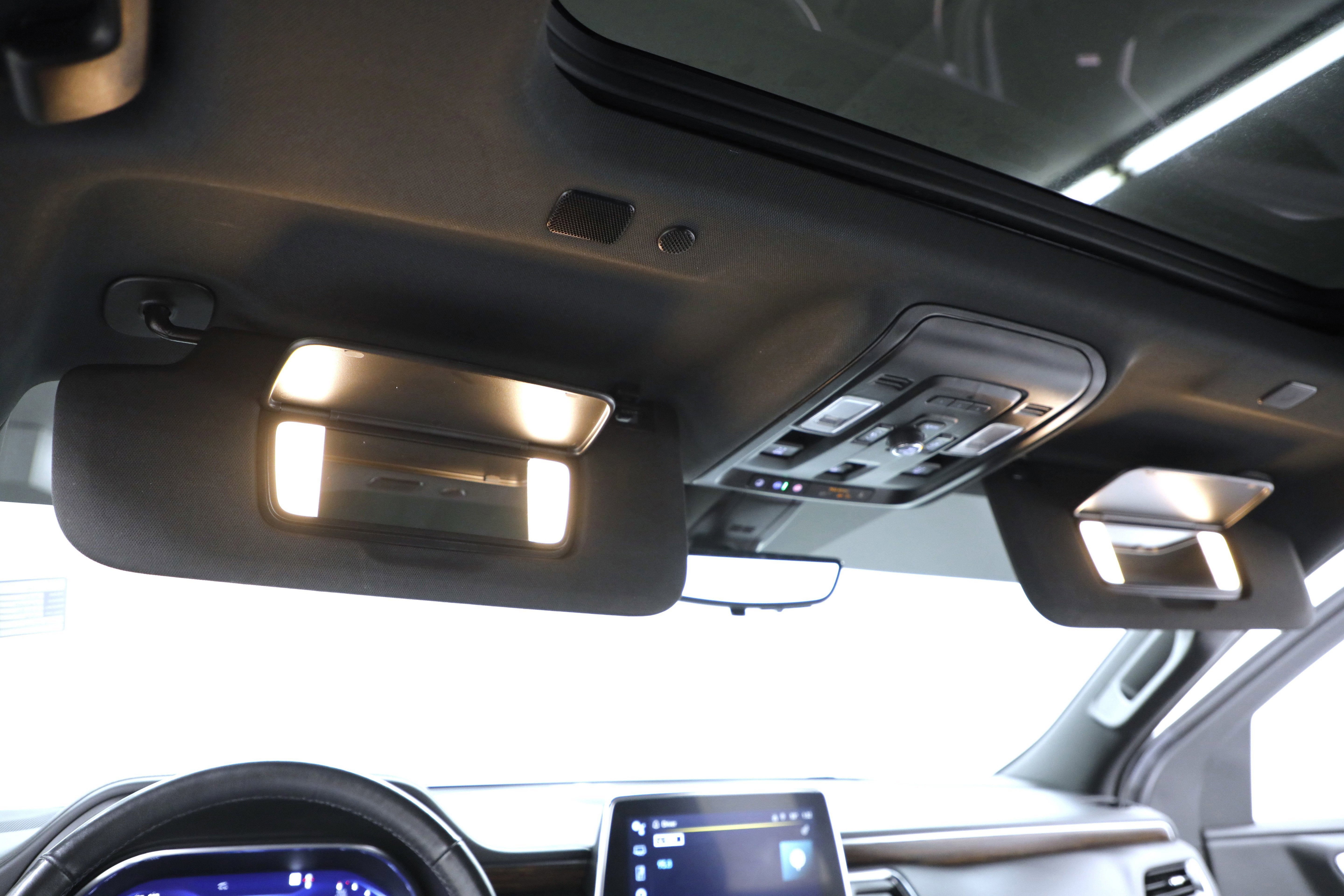 2022 Chevrolet Suburban High Country