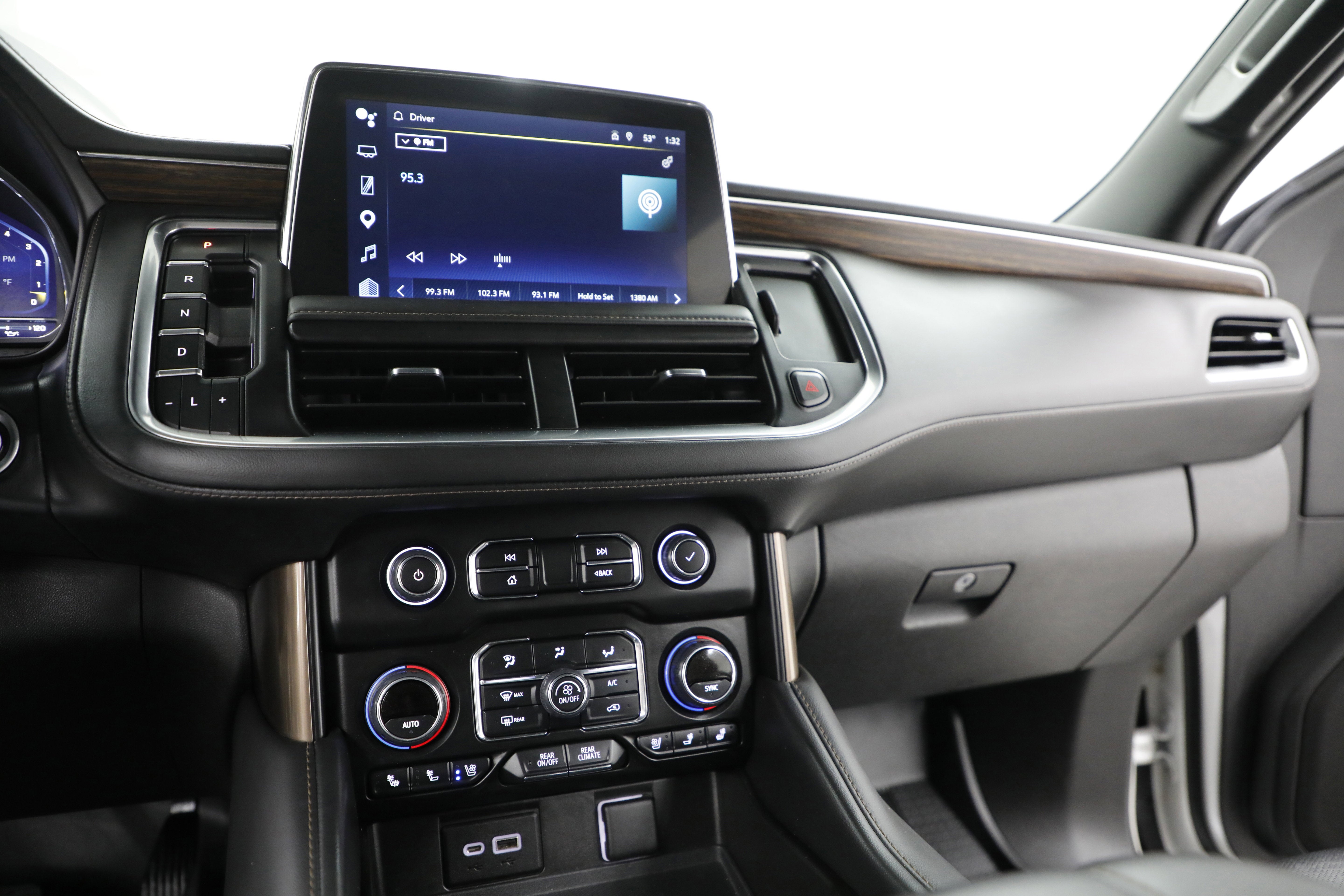 2022 Chevrolet Suburban High Country