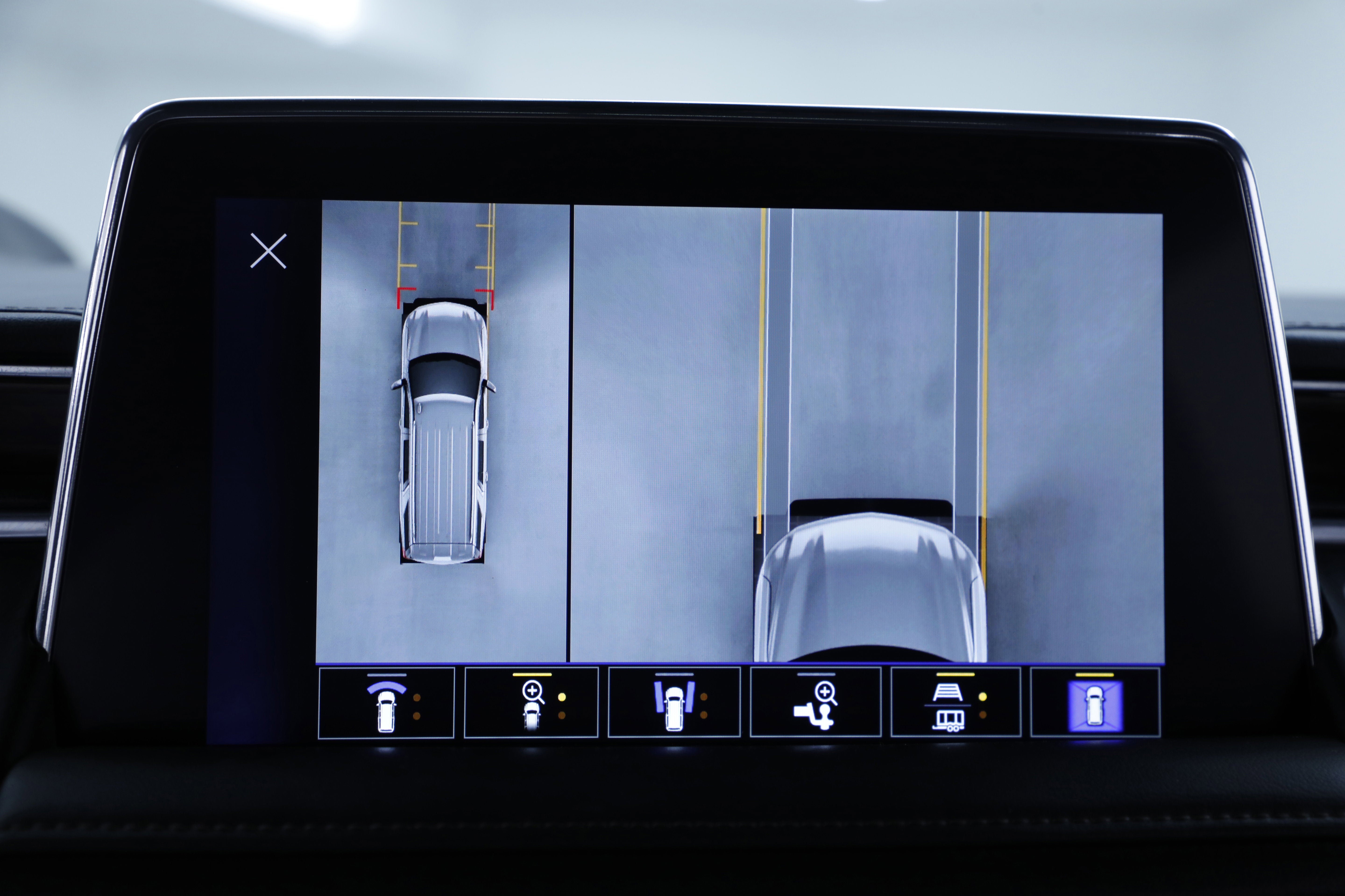 2022 Chevrolet Suburban High Country