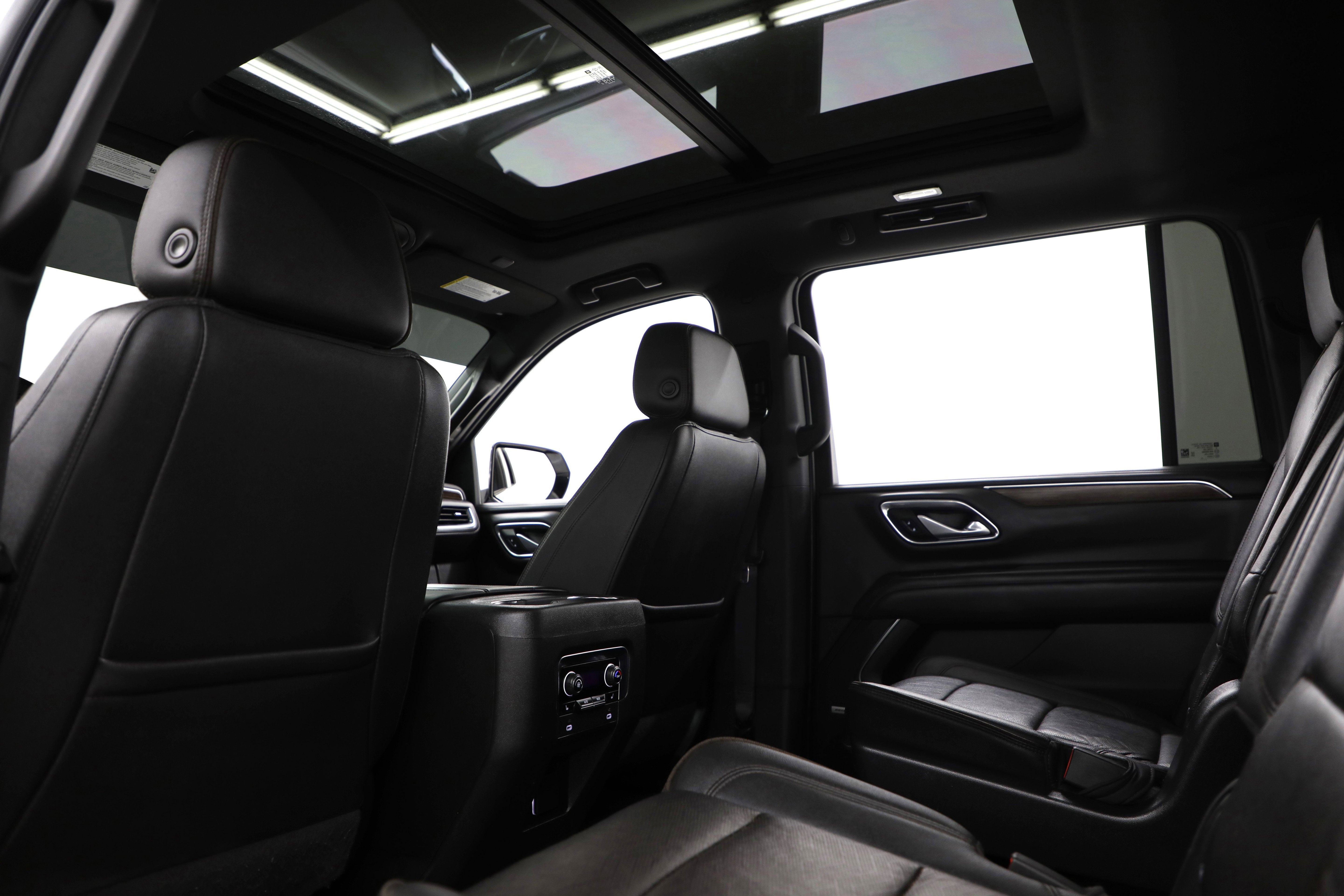 2022 Chevrolet Suburban High Country