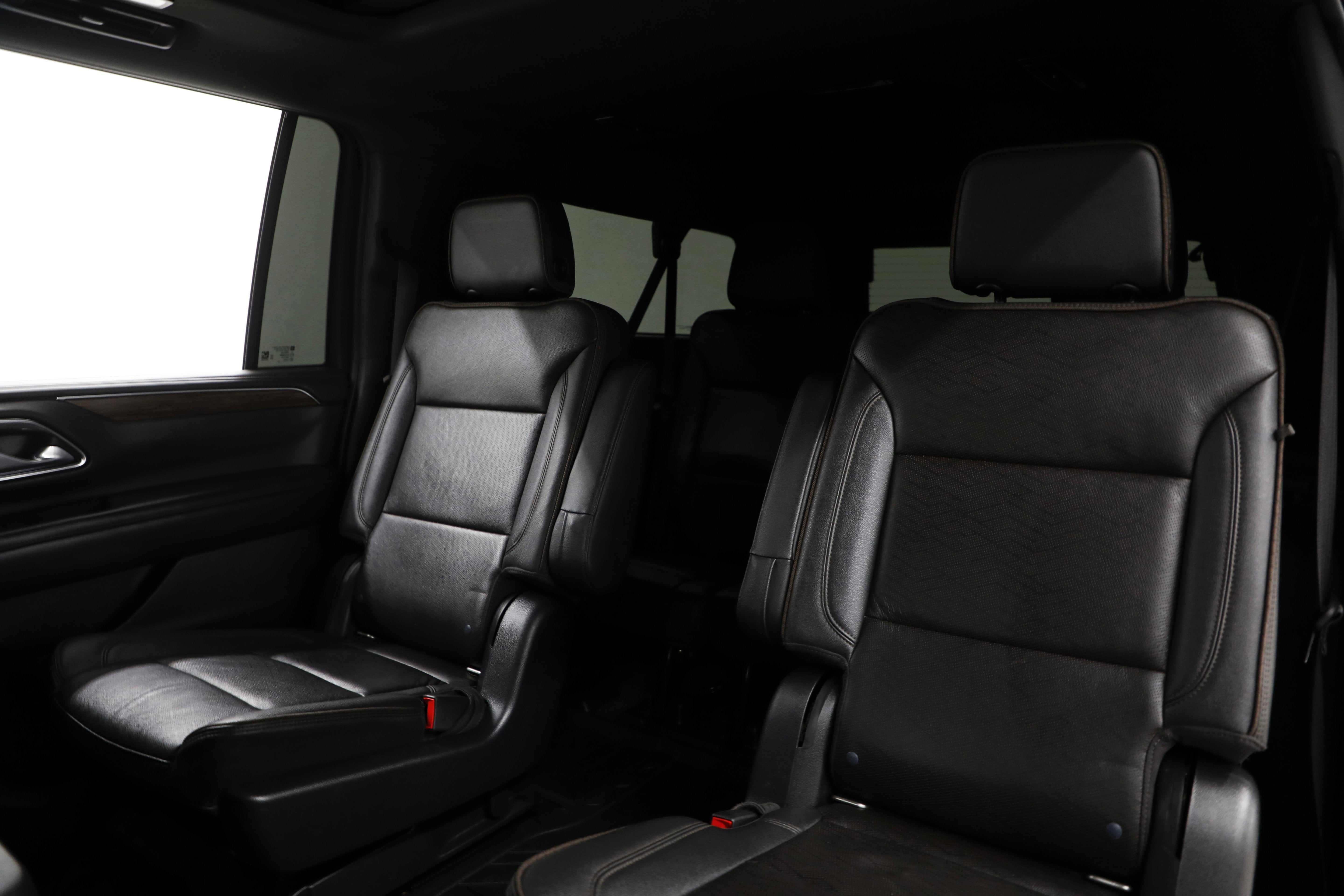 2022 Chevrolet Suburban High Country