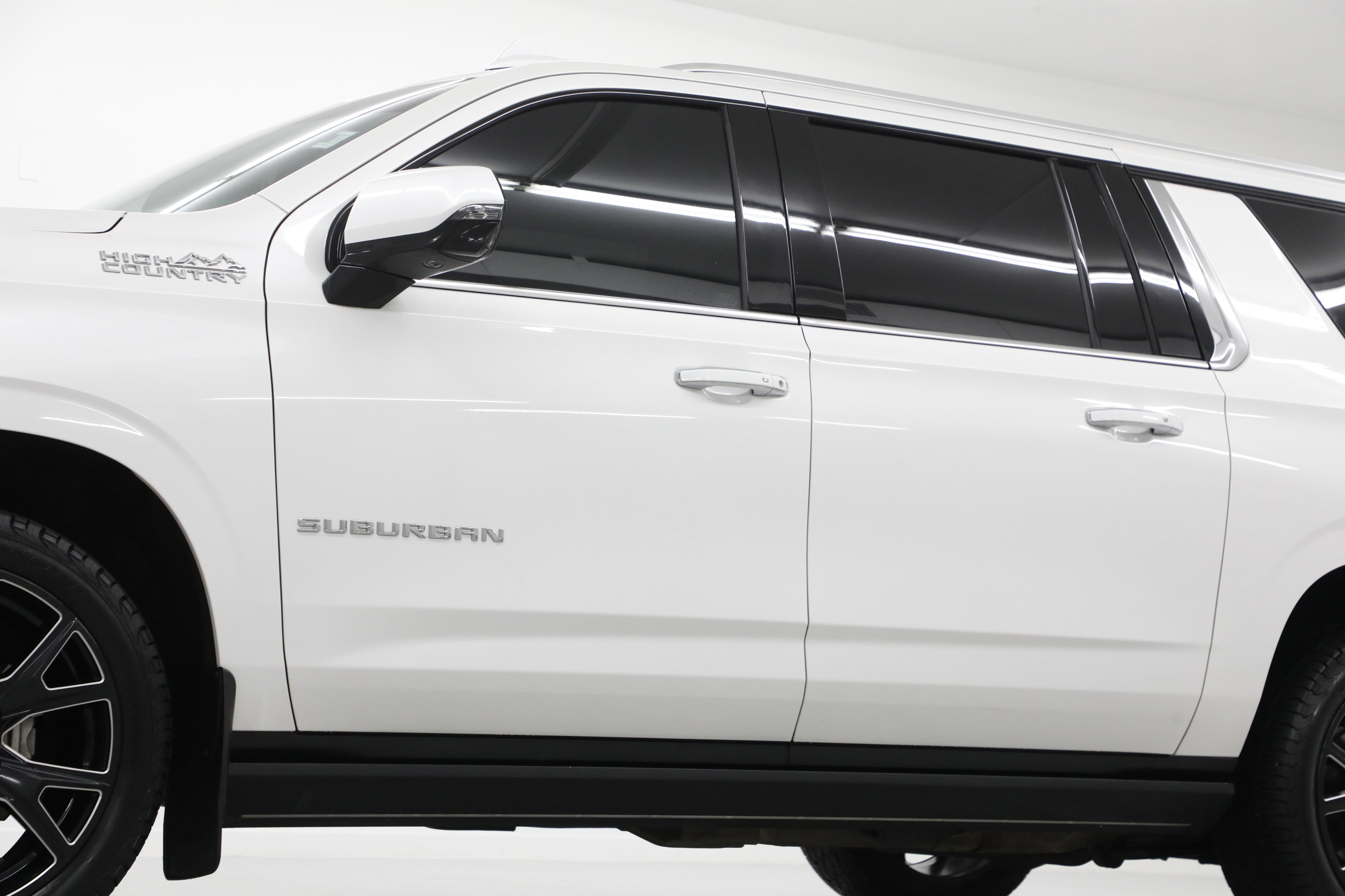 2022 Chevrolet Suburban High Country