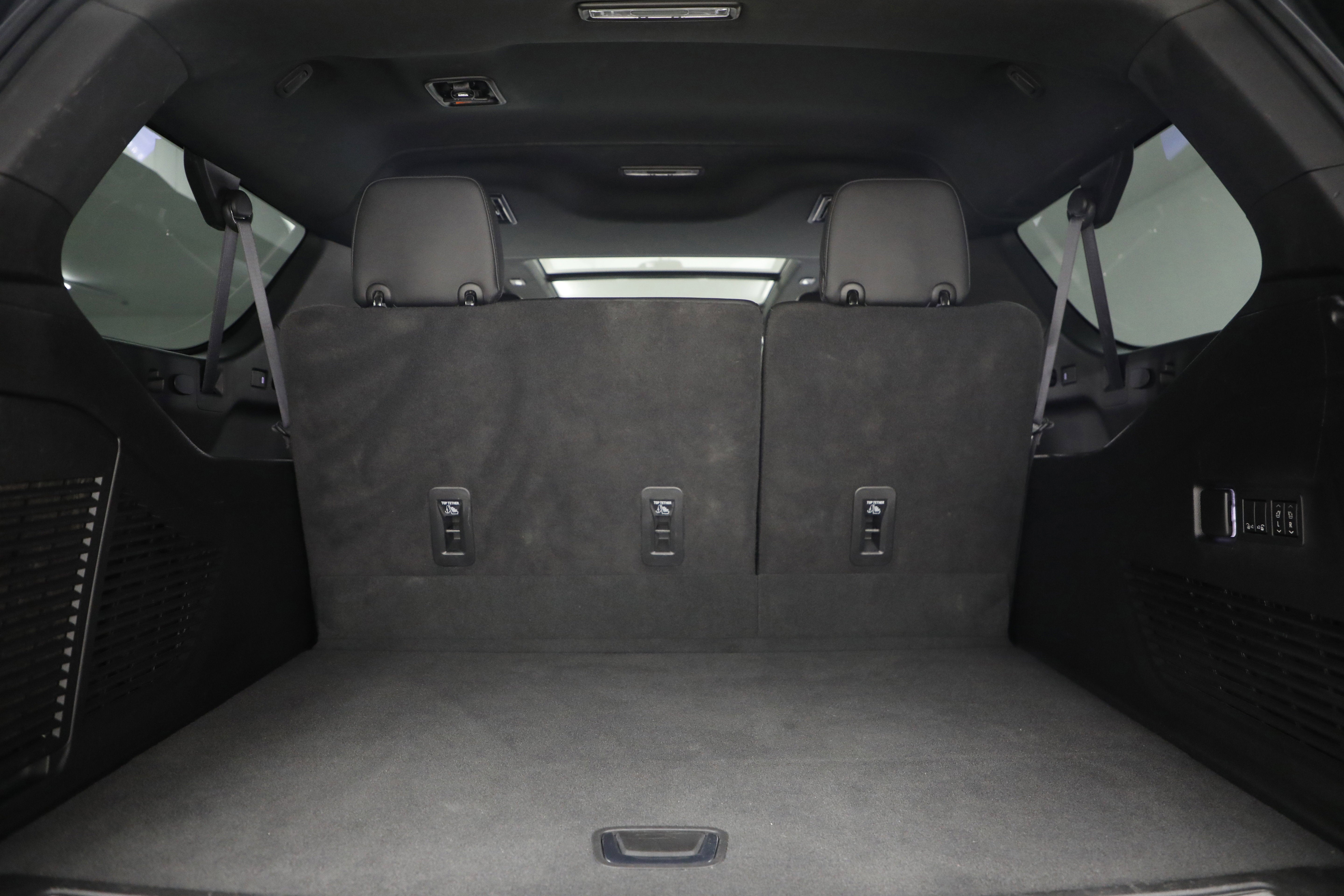 2022 Chevrolet Suburban High Country