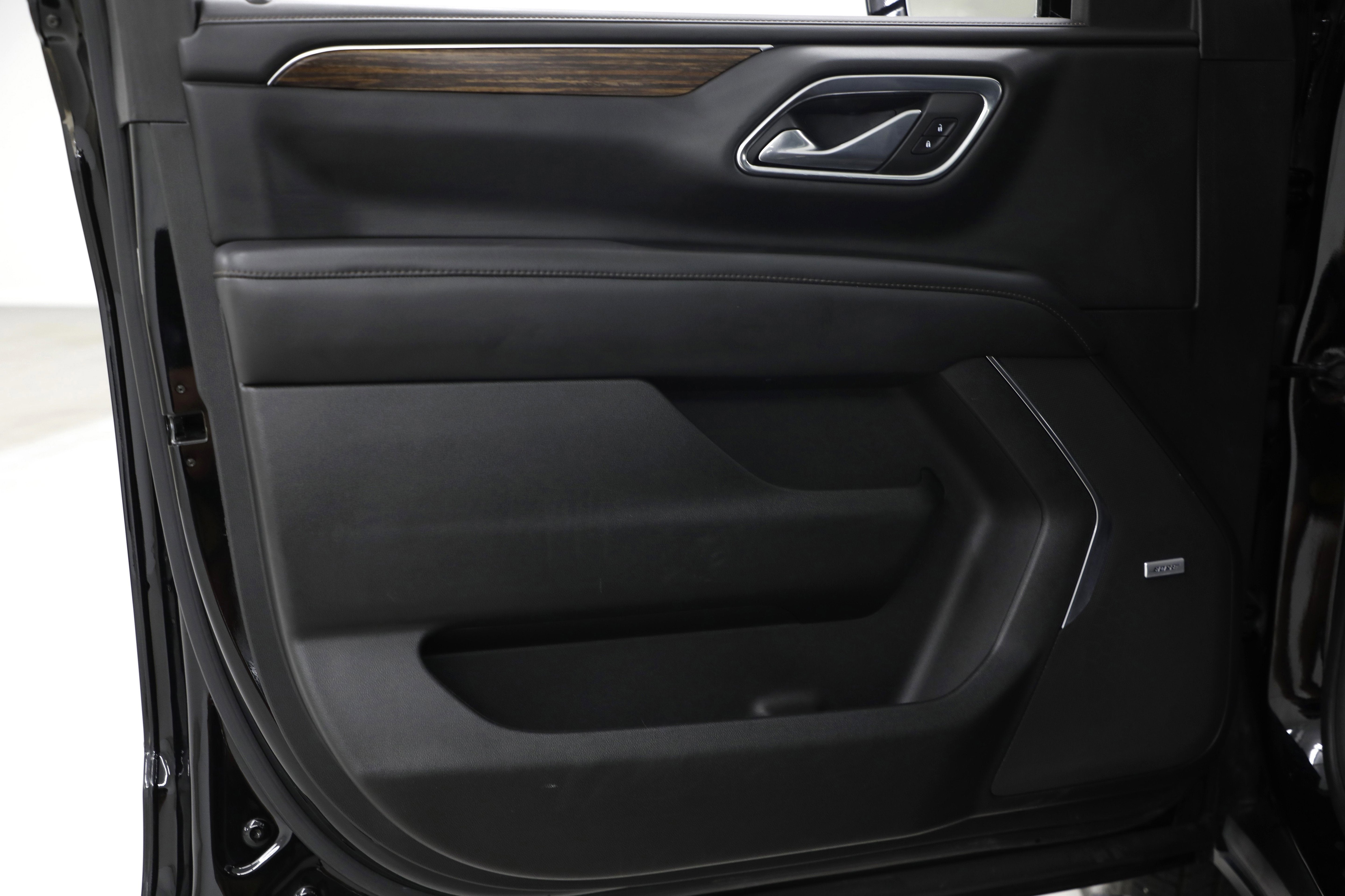 2022 Chevrolet Suburban High Country