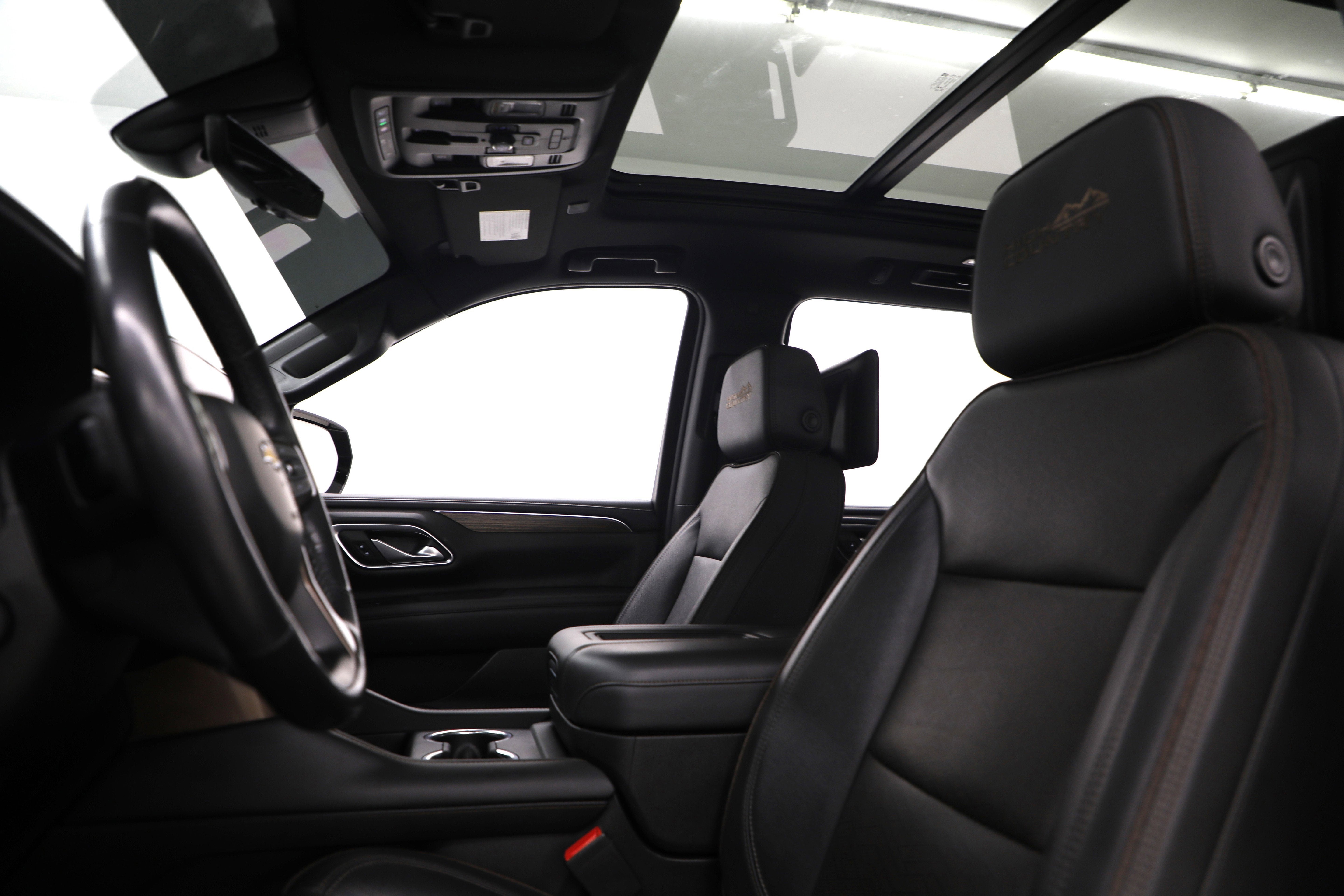 2022 Chevrolet Suburban High Country