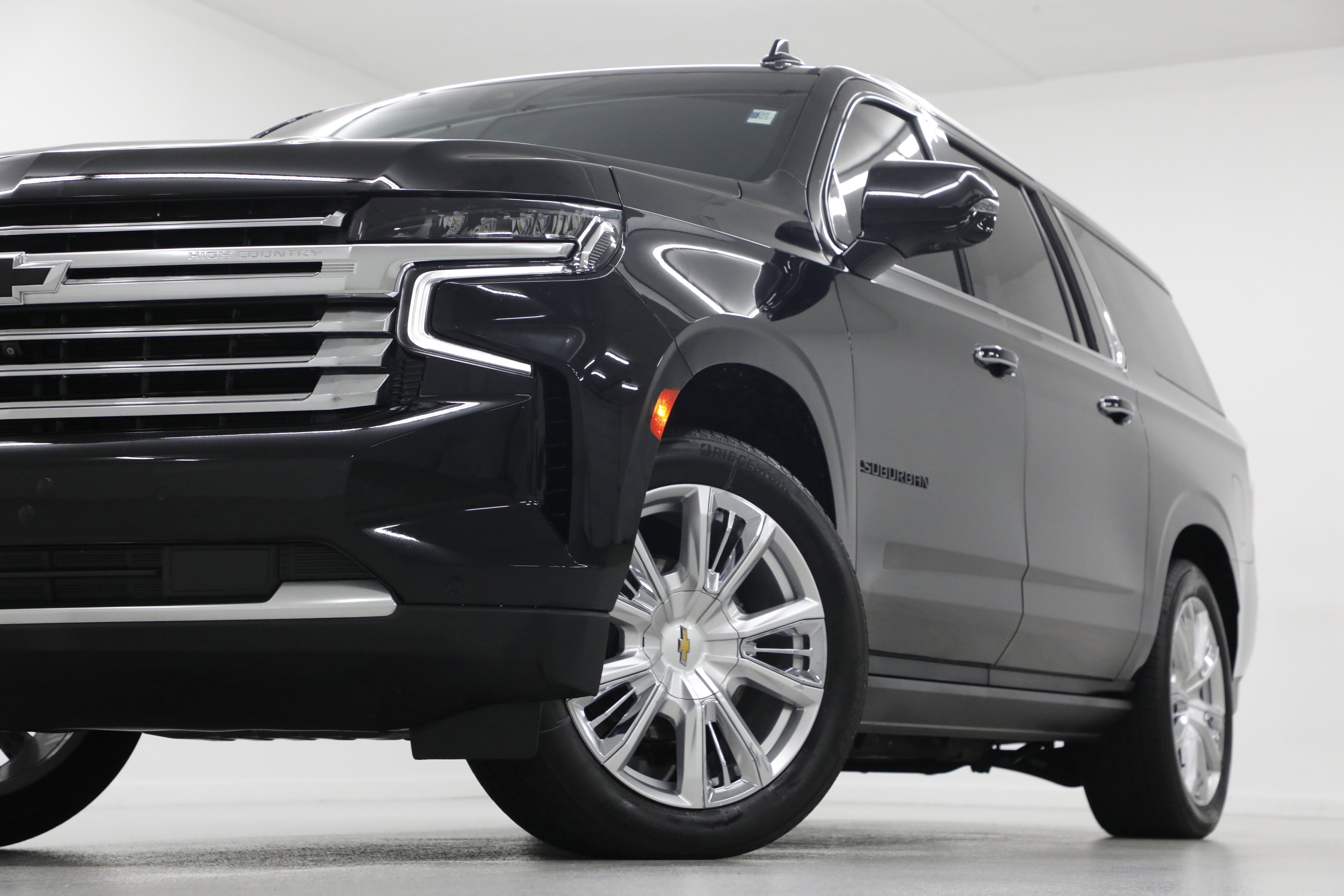 2022 Chevrolet Suburban High Country