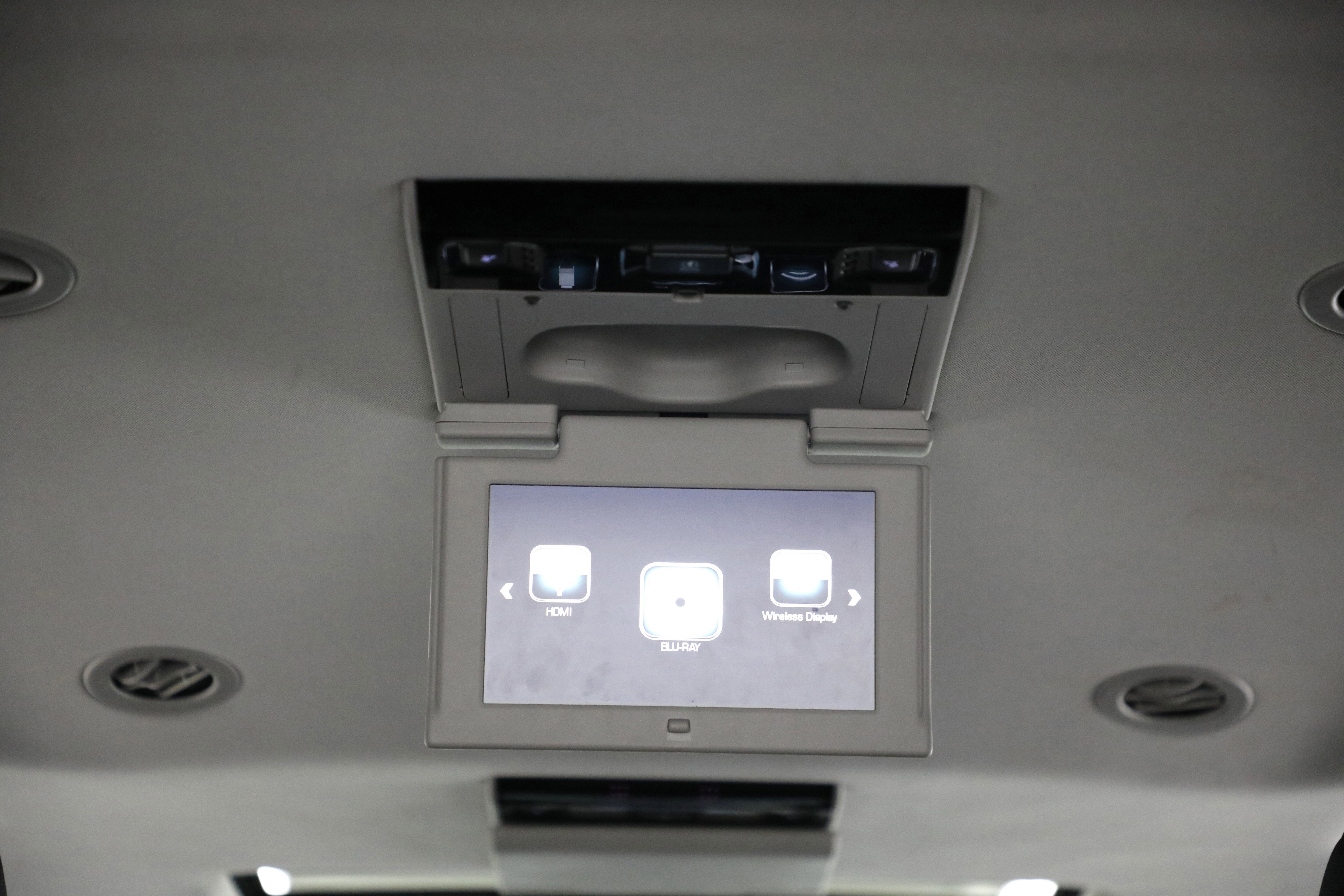 2018 Chevrolet Suburban Premier