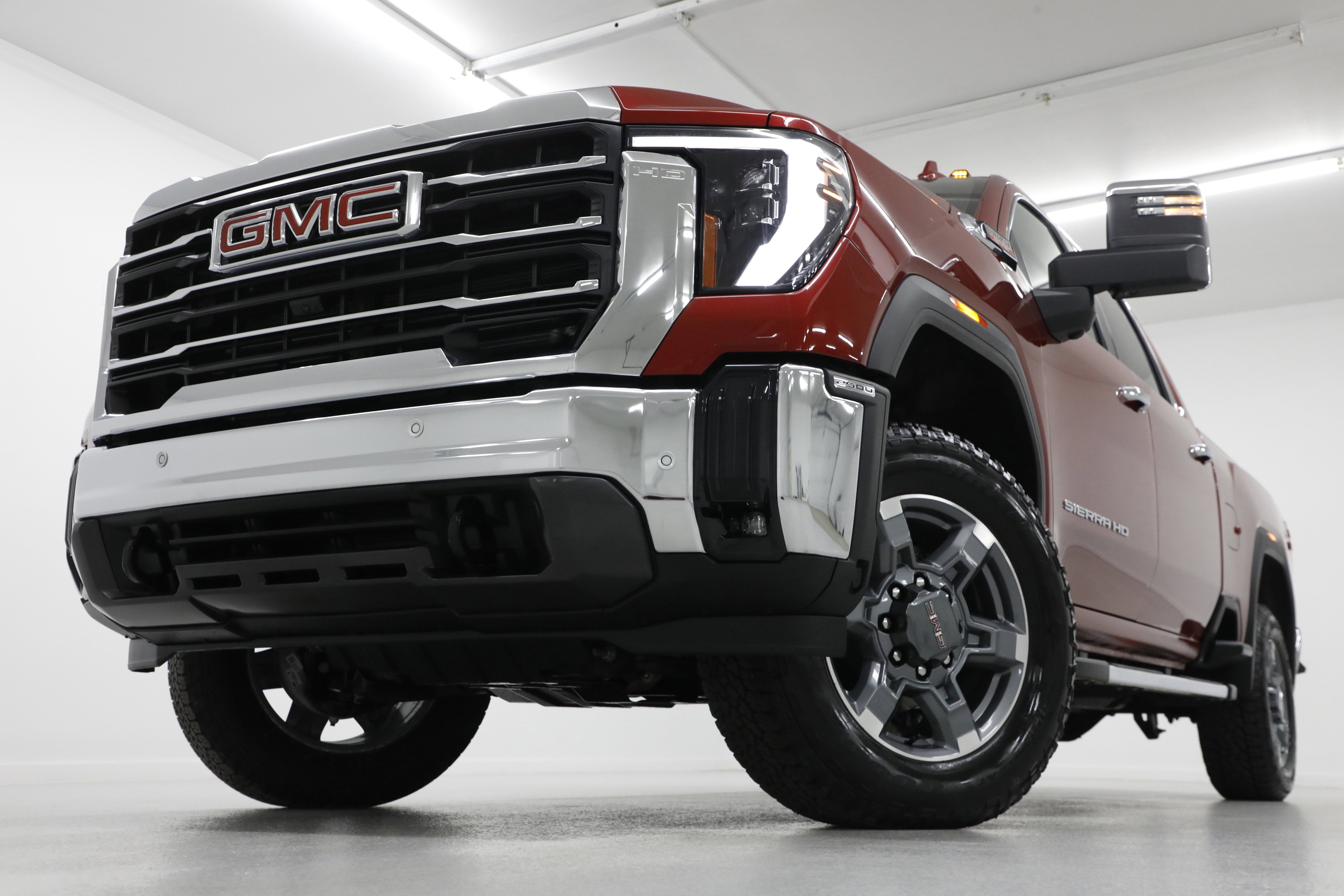 2026 GMC Sierra 2500 HD SLT