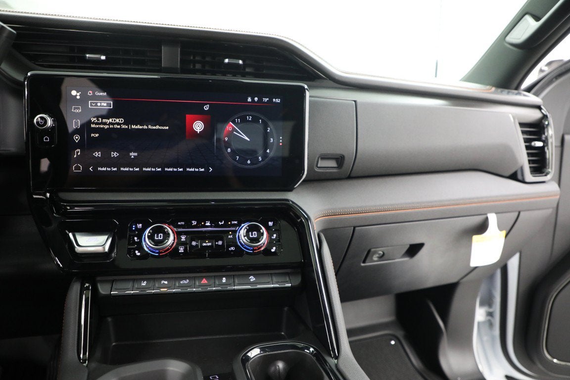 2026 GMC Sierra 2500HD AT4 - Photo 34