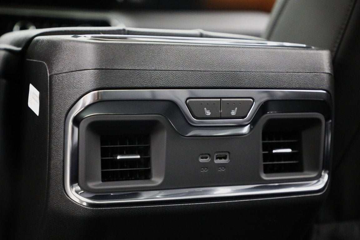 2026 GMC Sierra 3500 HD Denali DRW