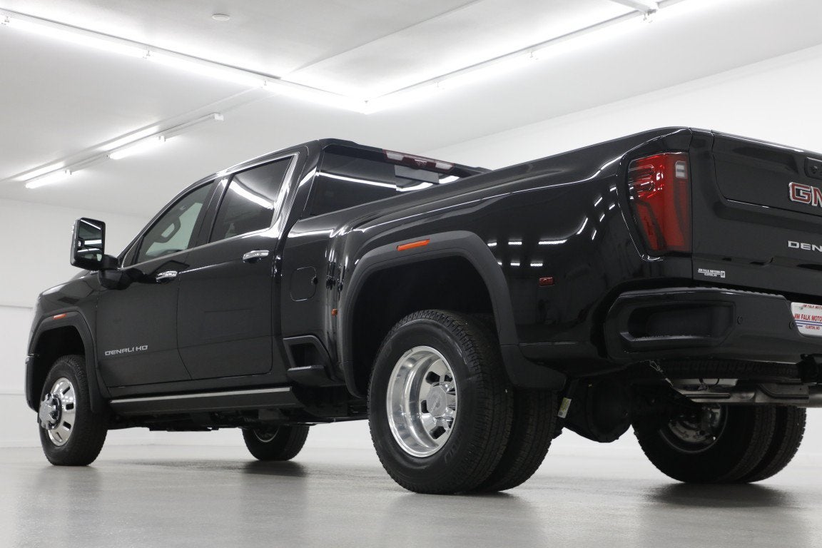 2026 GMC Sierra 3500 HD Denali DRW