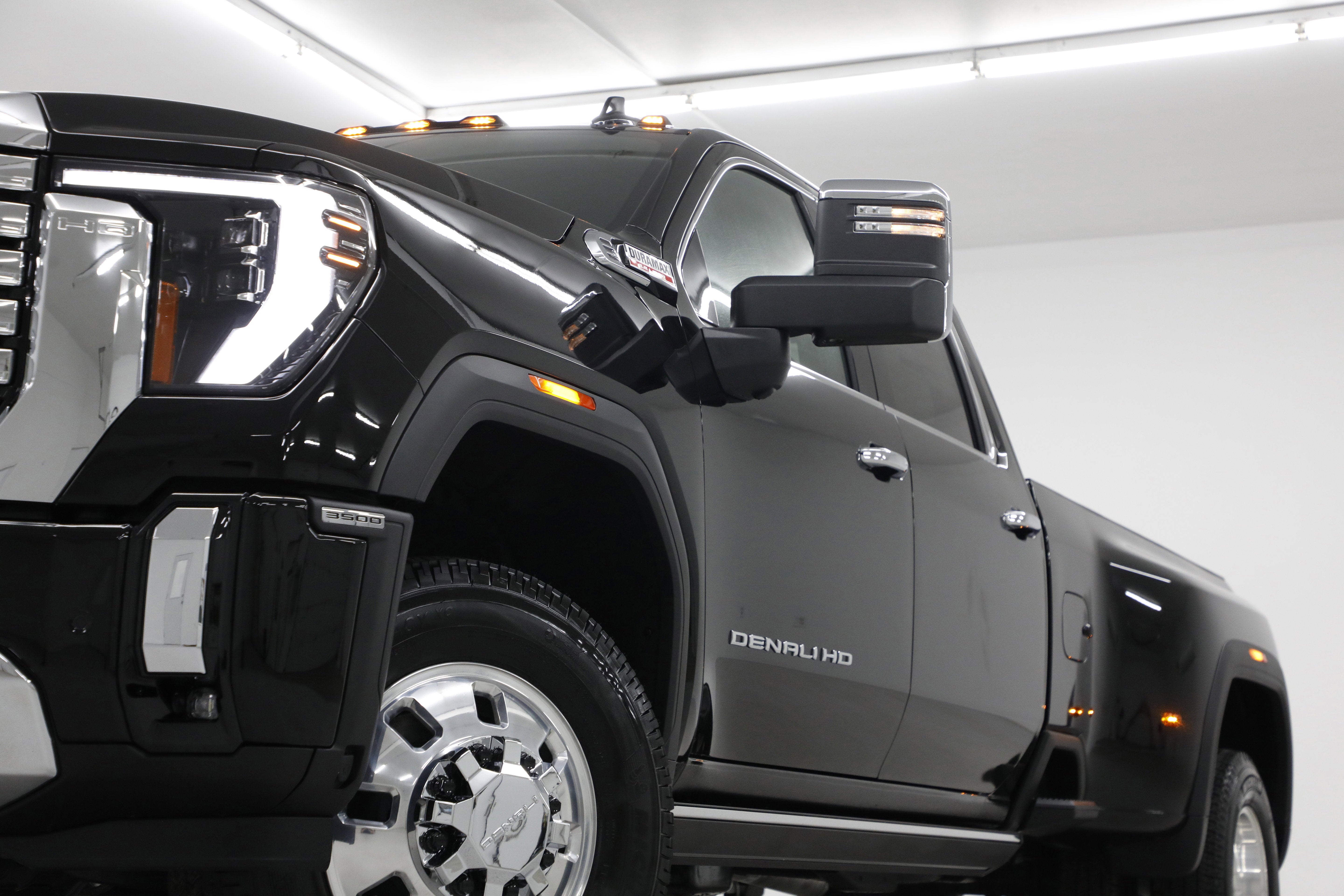 2026 GMC Sierra 3500 HD Denali DRW