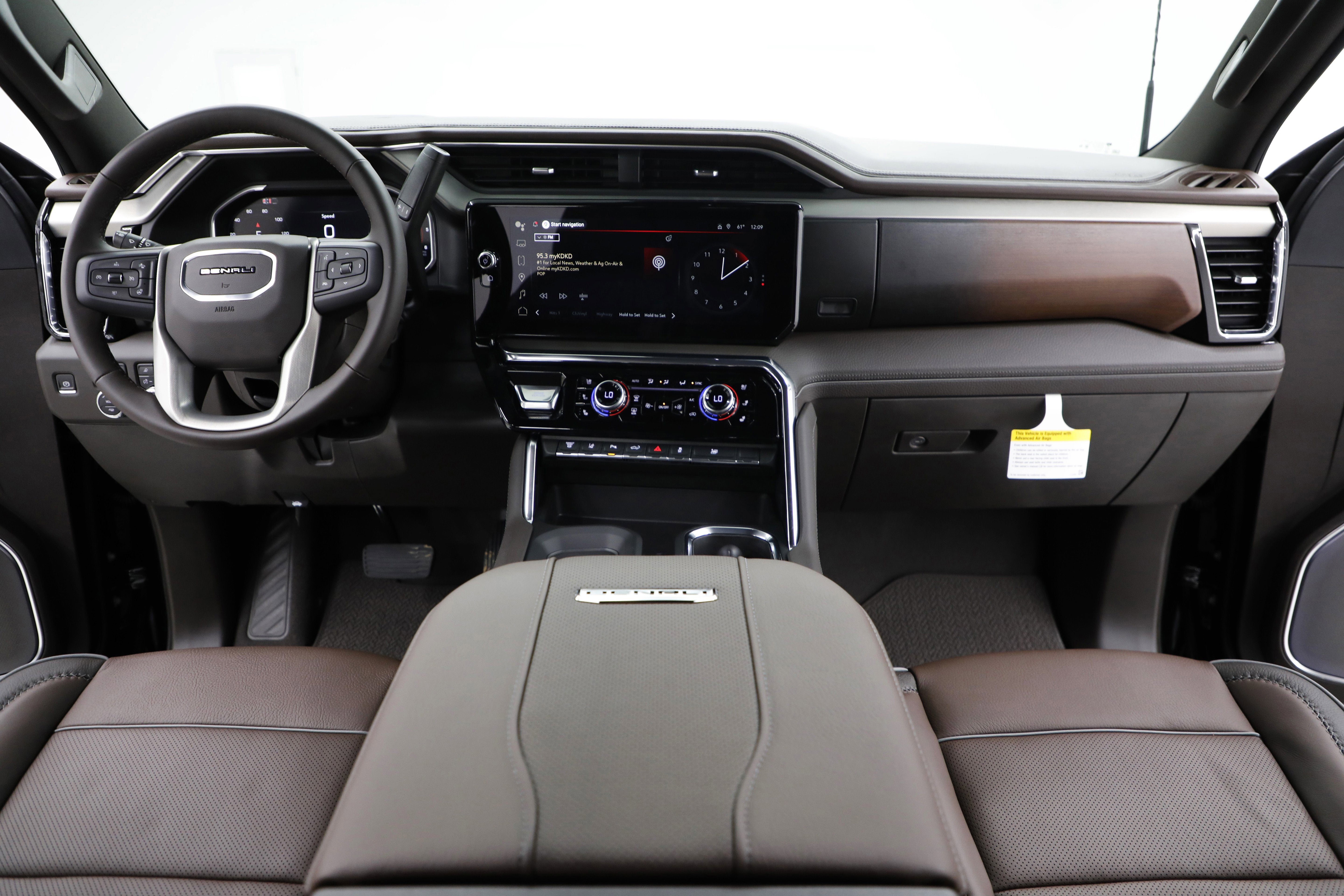 2026 GMC Sierra 3500 HD Denali DRW