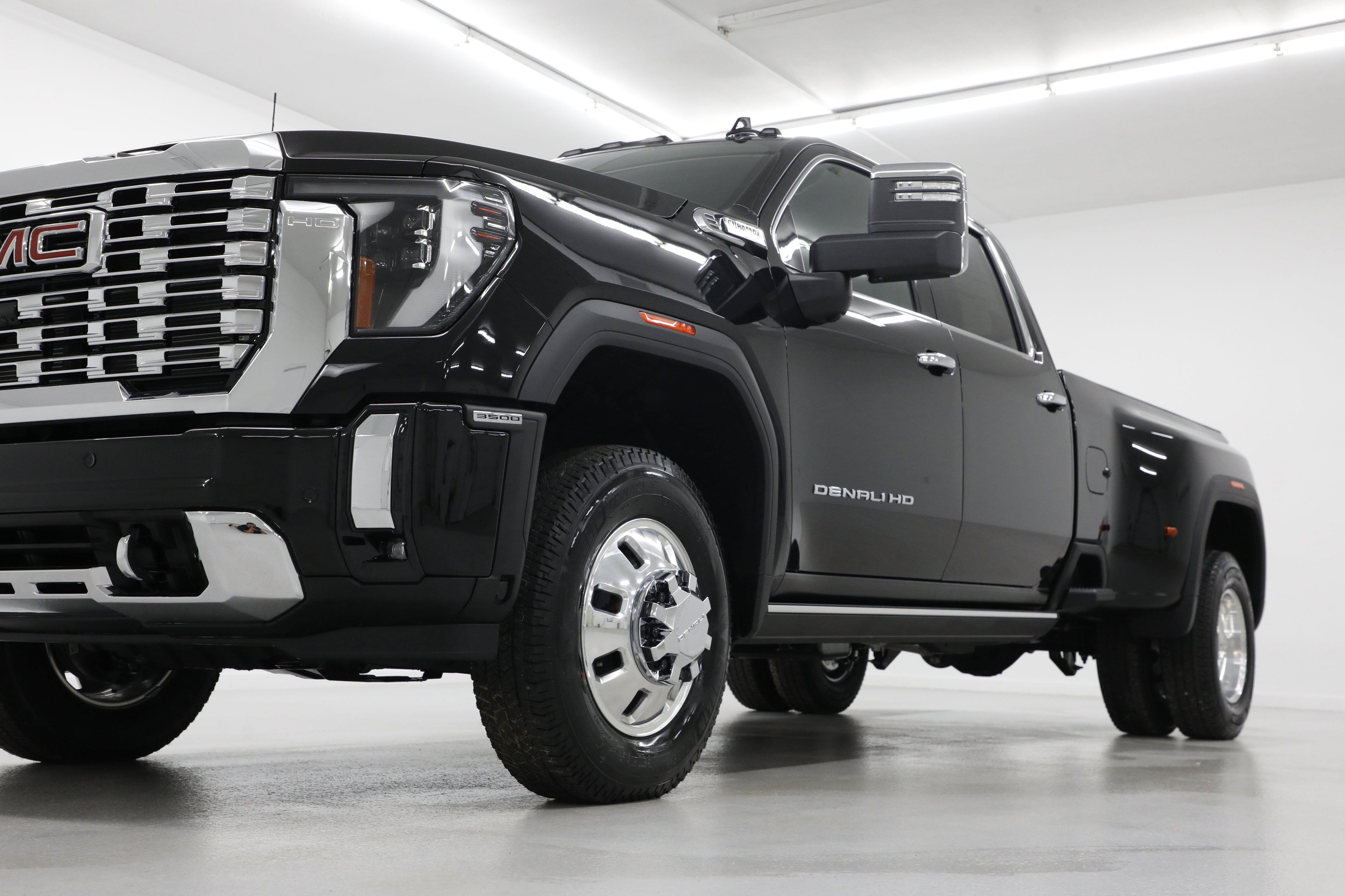 2026 GMC Sierra 3500 HD Denali DRW