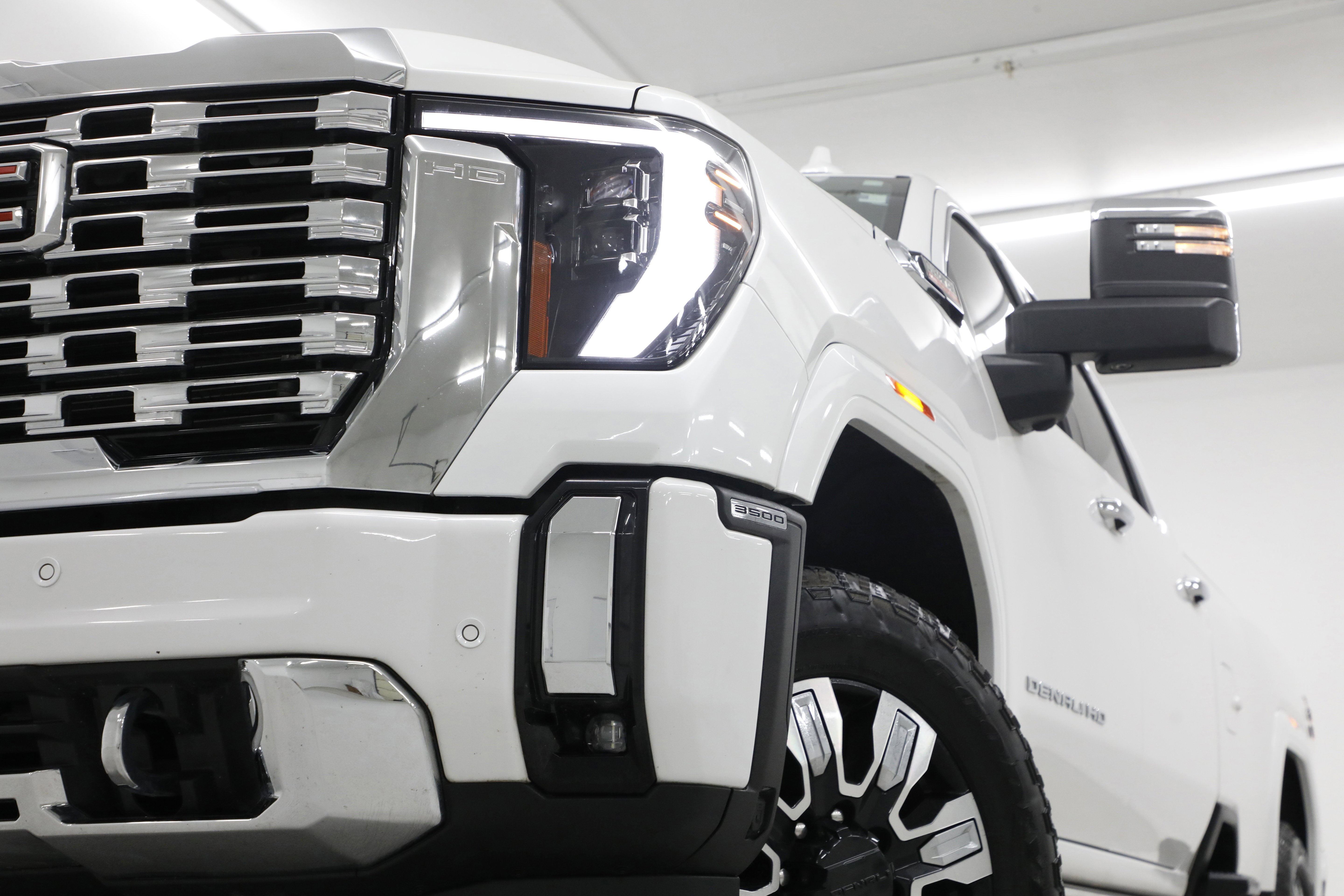 2025 GMC Sierra 3500 HD Denali