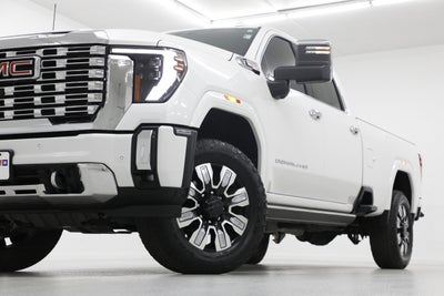 2025 GMC Sierra 3500 HD Denali