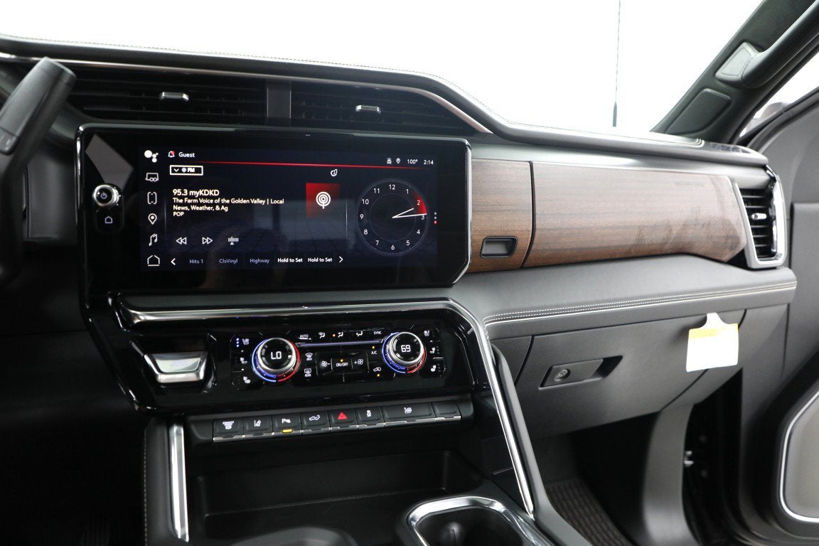 2026 GMC Sierra 3500 HD Denali Ultimate DRW