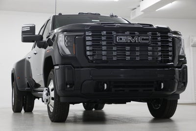 2026 GMC Sierra 3500 HD Denali Ultimate DRW