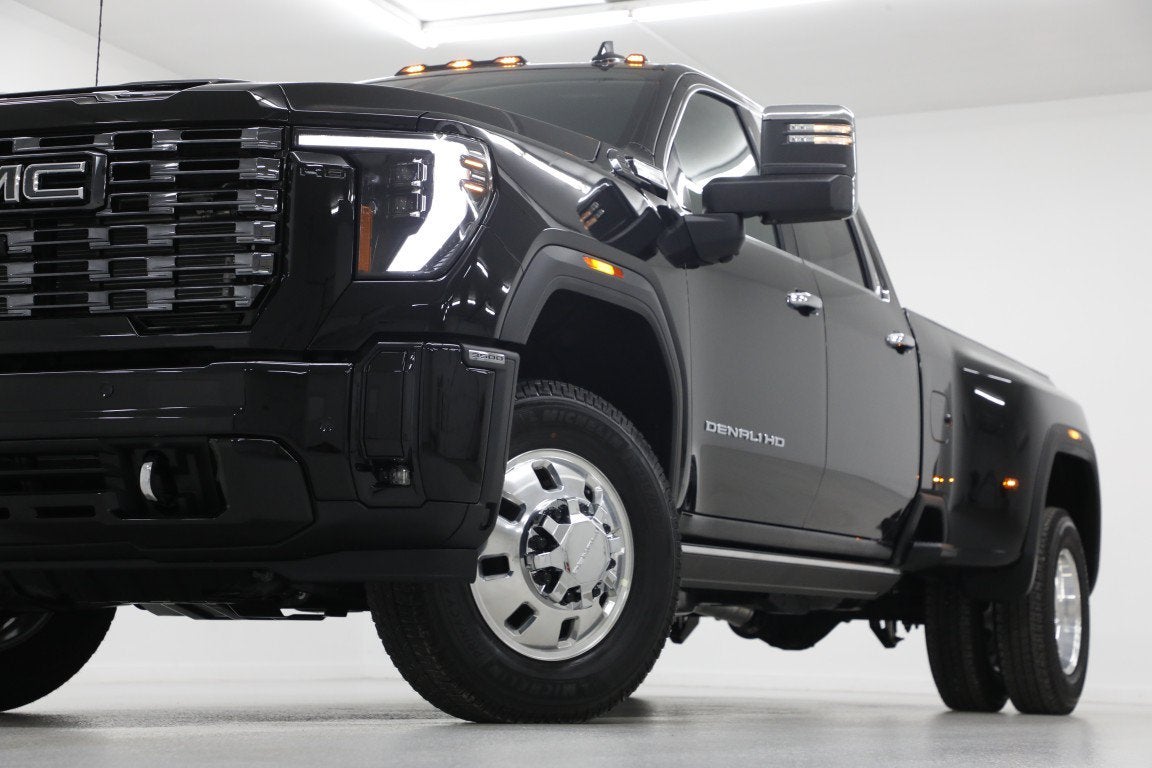 2026 GMC Sierra 3500 HD Denali Ultimate DRW