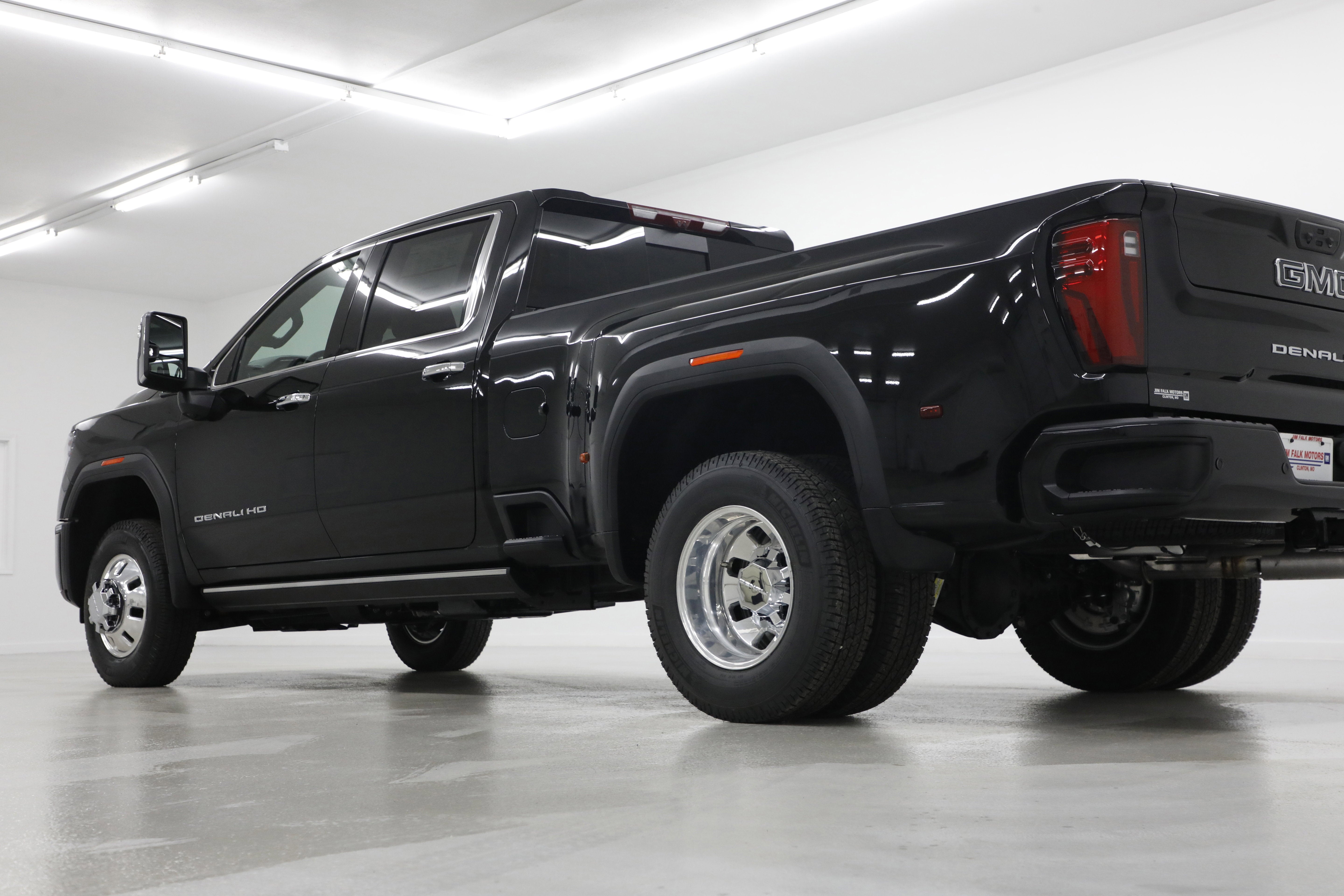 2026 GMC Sierra 3500 HD Denali Ultimate DRW