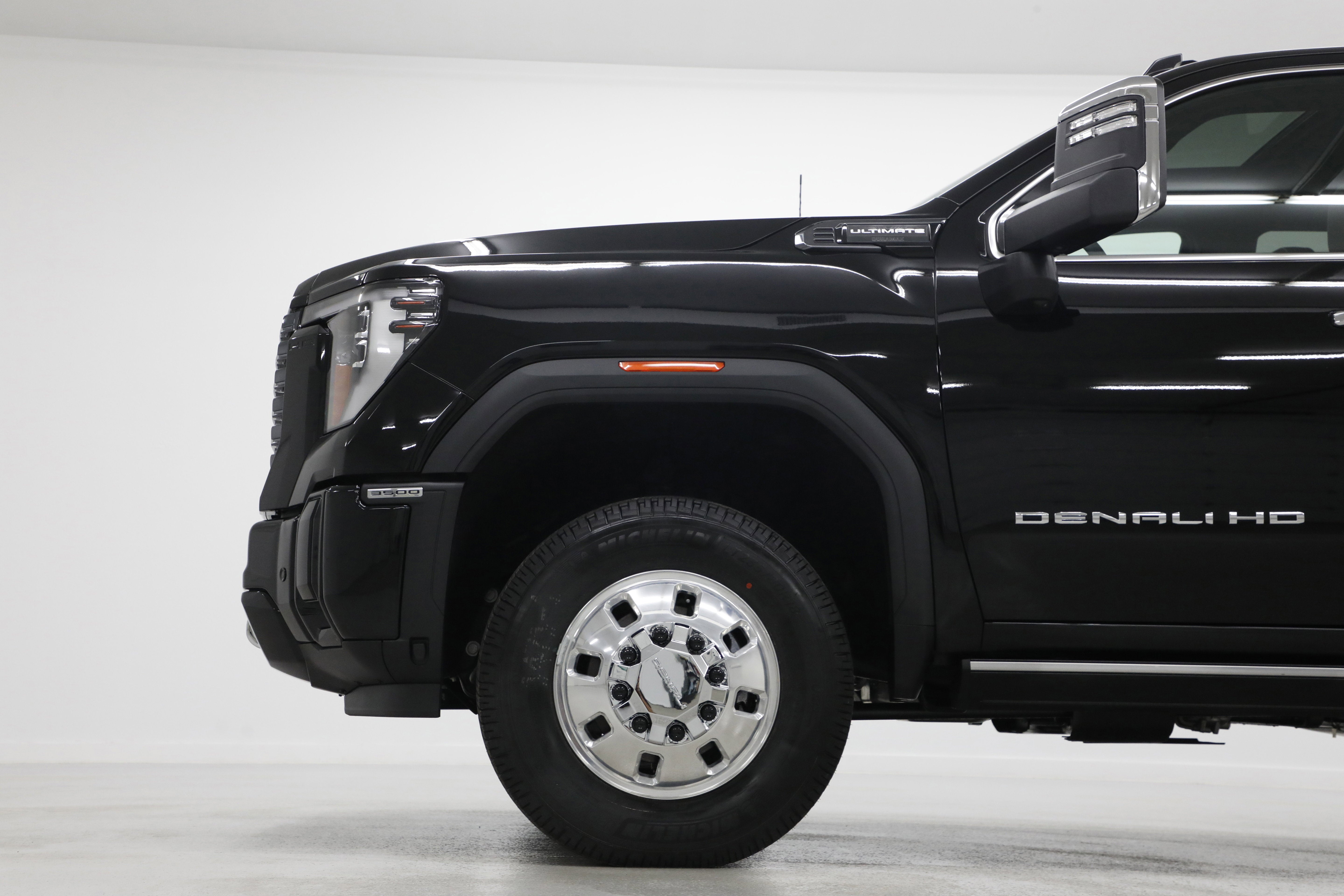2026 GMC Sierra 3500 HD Denali Ultimate DRW