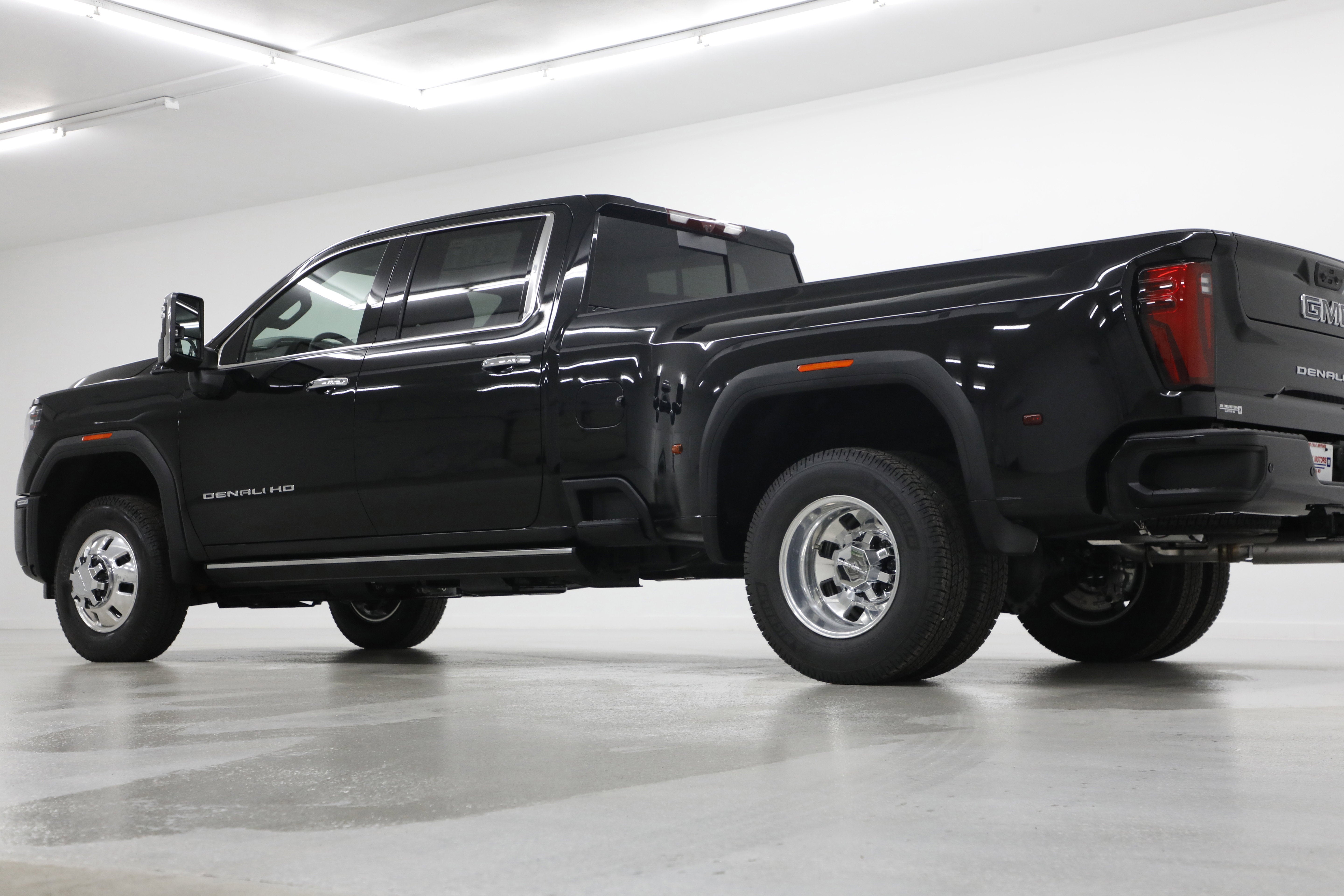 2026 GMC Sierra 3500 HD Denali Ultimate DRW