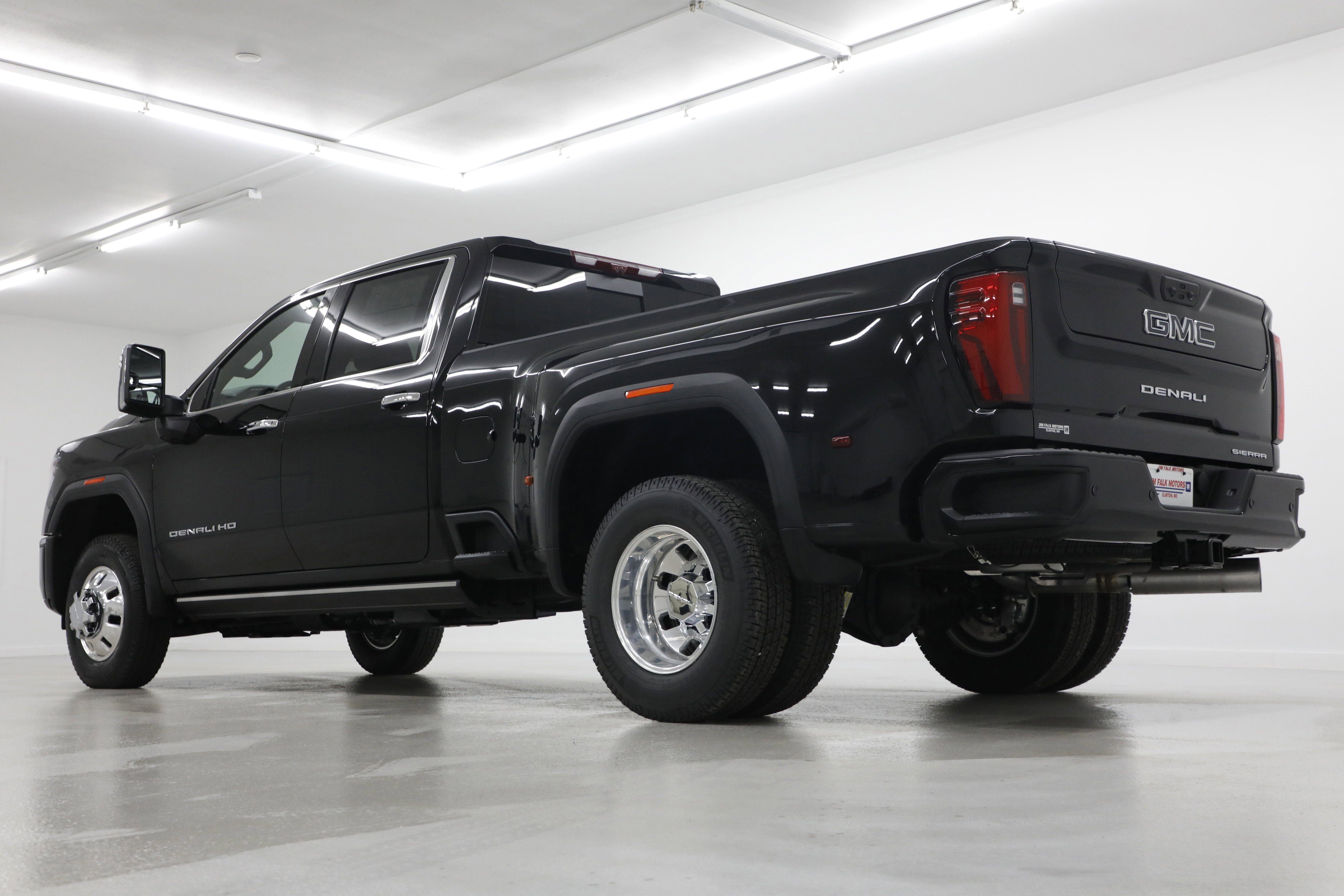2026 GMC Sierra 3500 HD Denali Ultimate DRW