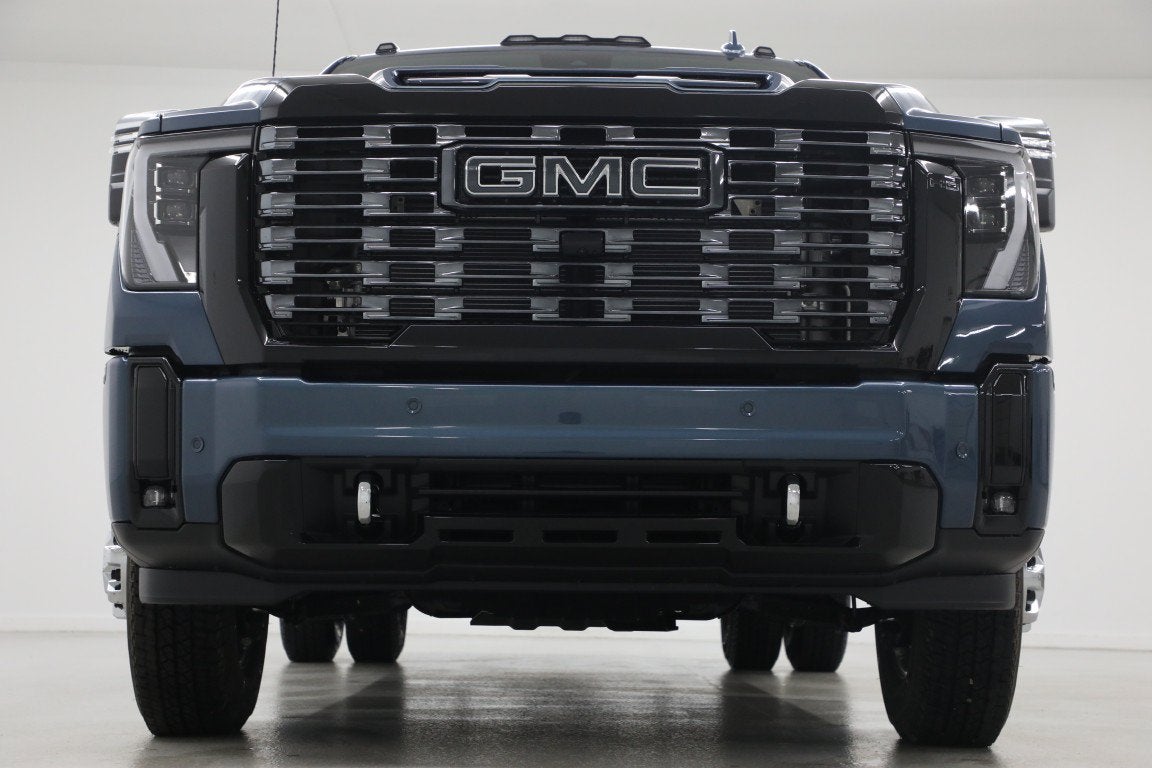 2026 GMC Sierra 3500 HD Denali Ultimate DRW