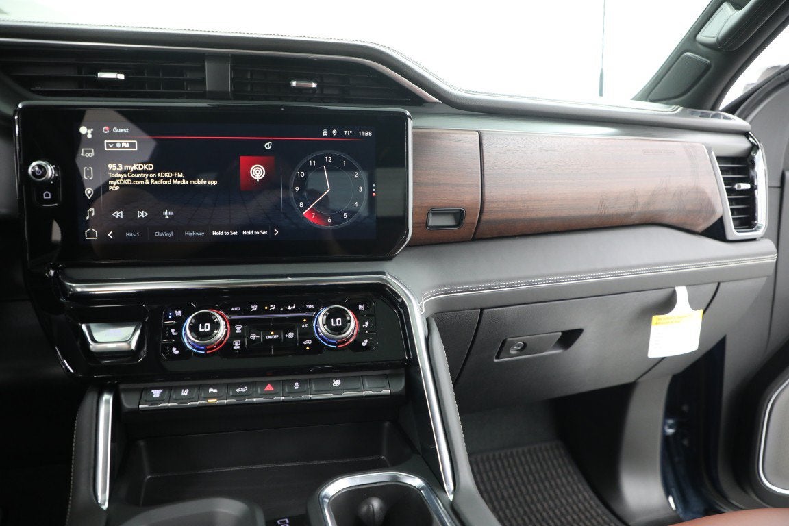 2026 GMC Sierra 3500 HD Denali Ultimate DRW
