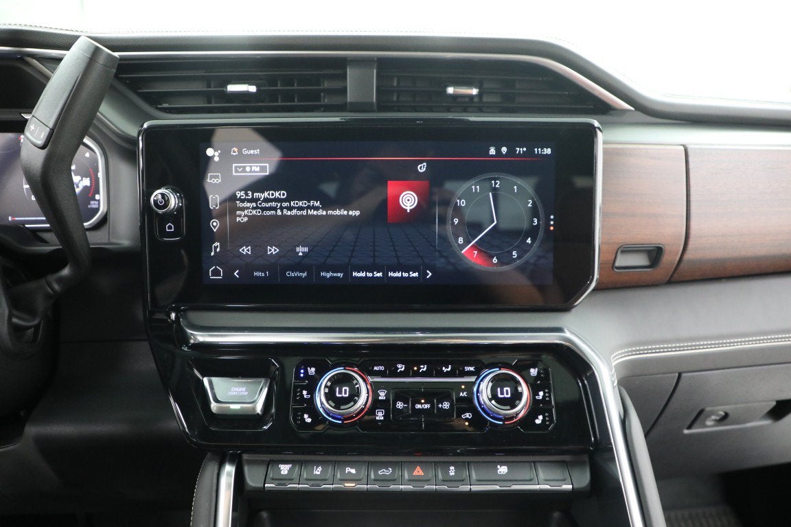 2026 GMC Sierra 3500 HD Denali Ultimate DRW