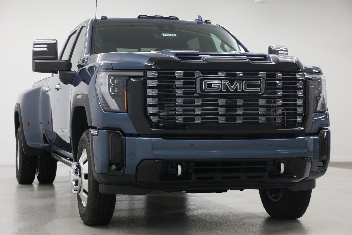 2026 GMC Sierra 3500 HD Denali Ultimate DRW