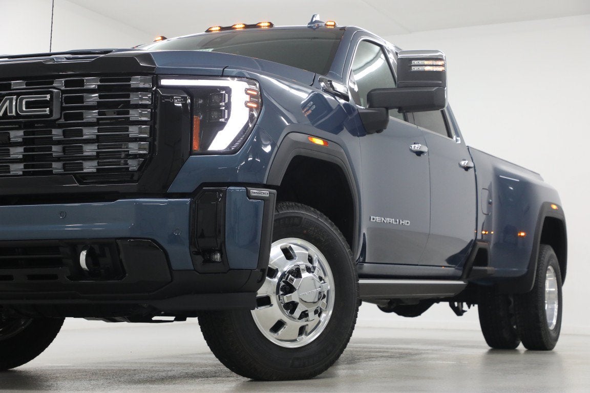 2026 GMC Sierra 3500 HD Denali Ultimate DRW