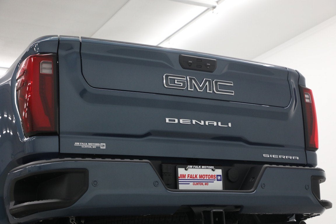 2026 GMC Sierra 3500 HD Denali Ultimate DRW