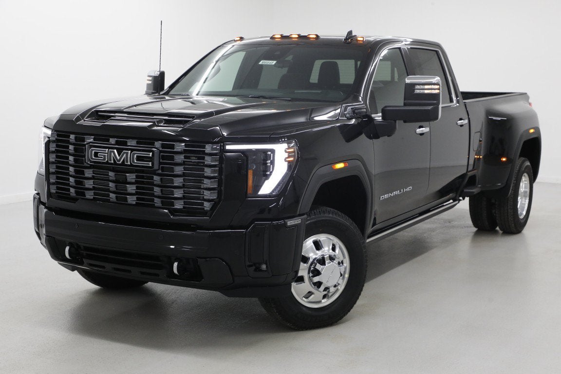 2026 GMC Sierra 3500 HD Denali Ultimate DRW