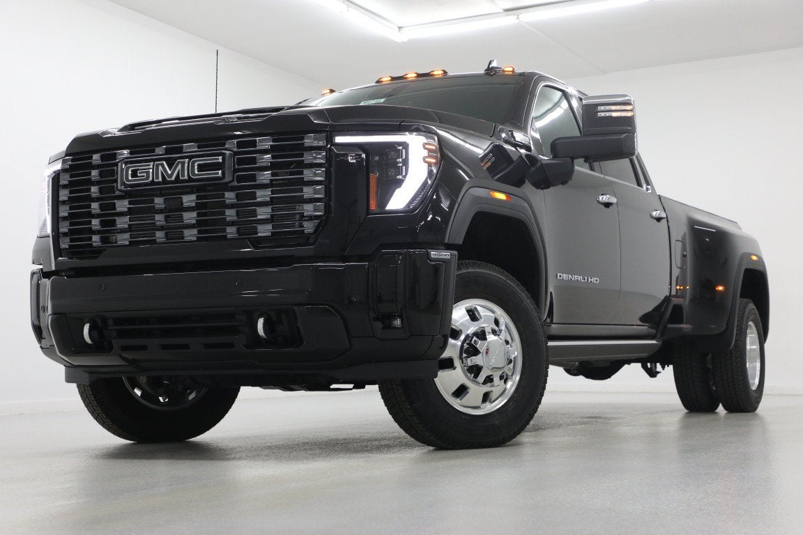 2026 GMC Sierra 3500 HD Denali Ultimate DRW