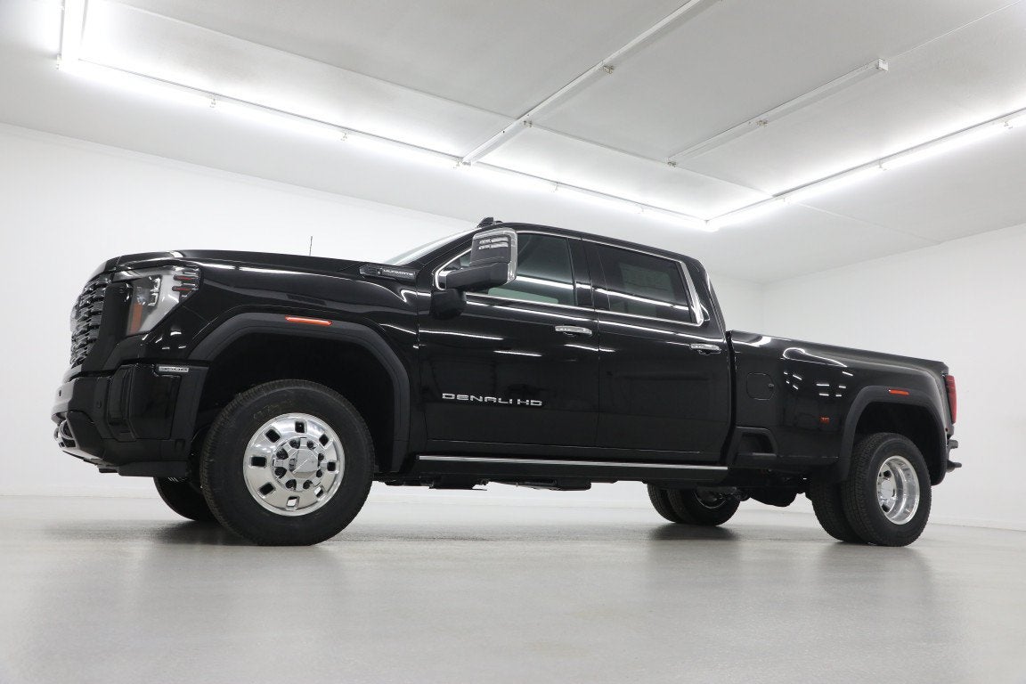 2026 GMC Sierra 3500 HD Denali Ultimate DRW