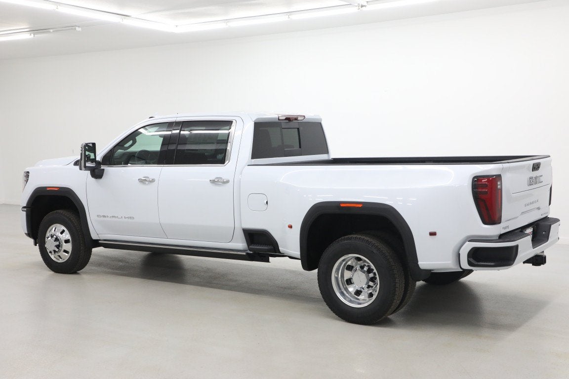 2026 GMC Sierra 3500 HD Denali Ultimate DRW