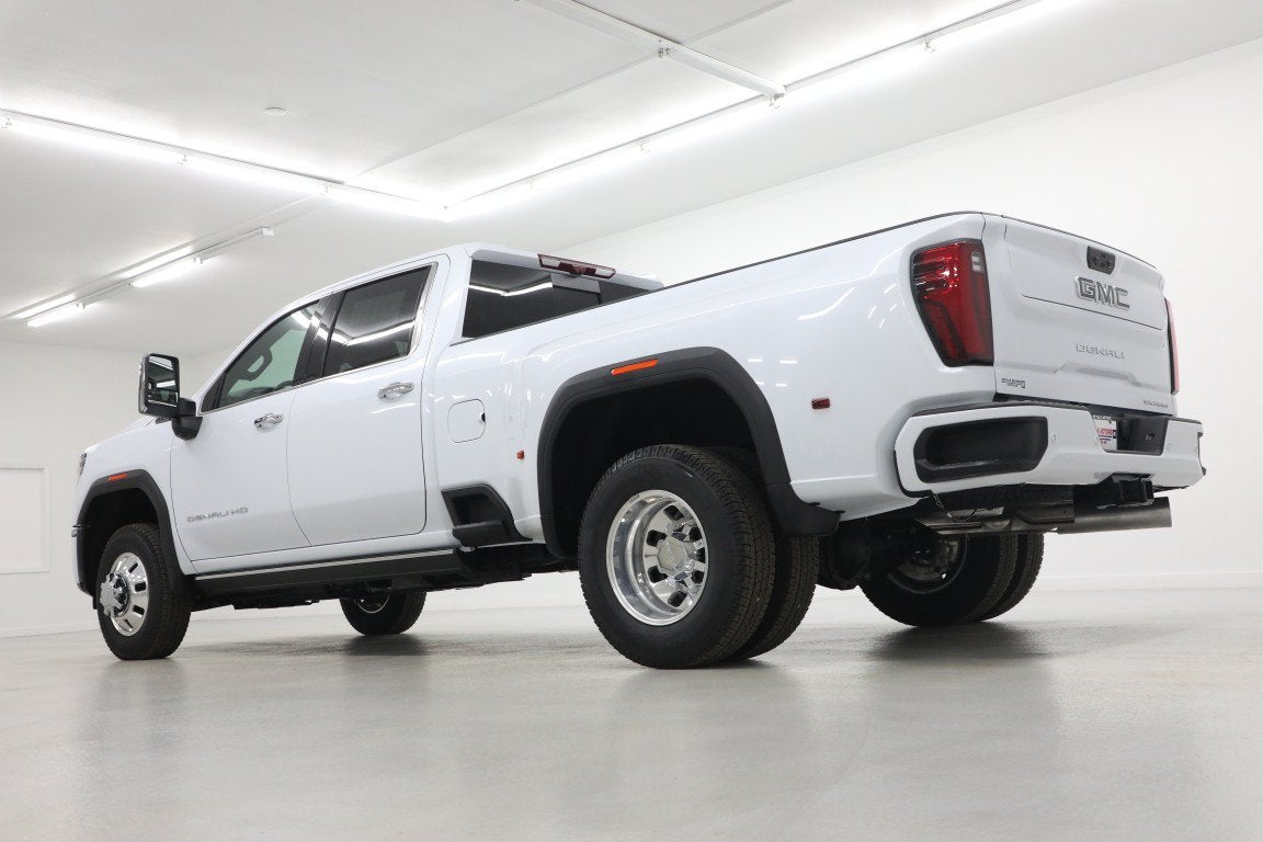 2026 GMC Sierra 3500 HD Denali Ultimate DRW