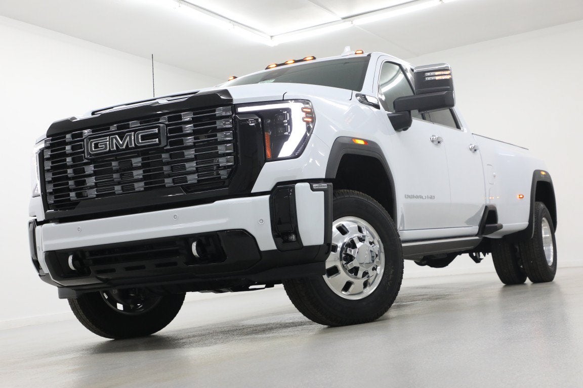 2026 GMC Sierra 3500 HD Denali Ultimate DRW