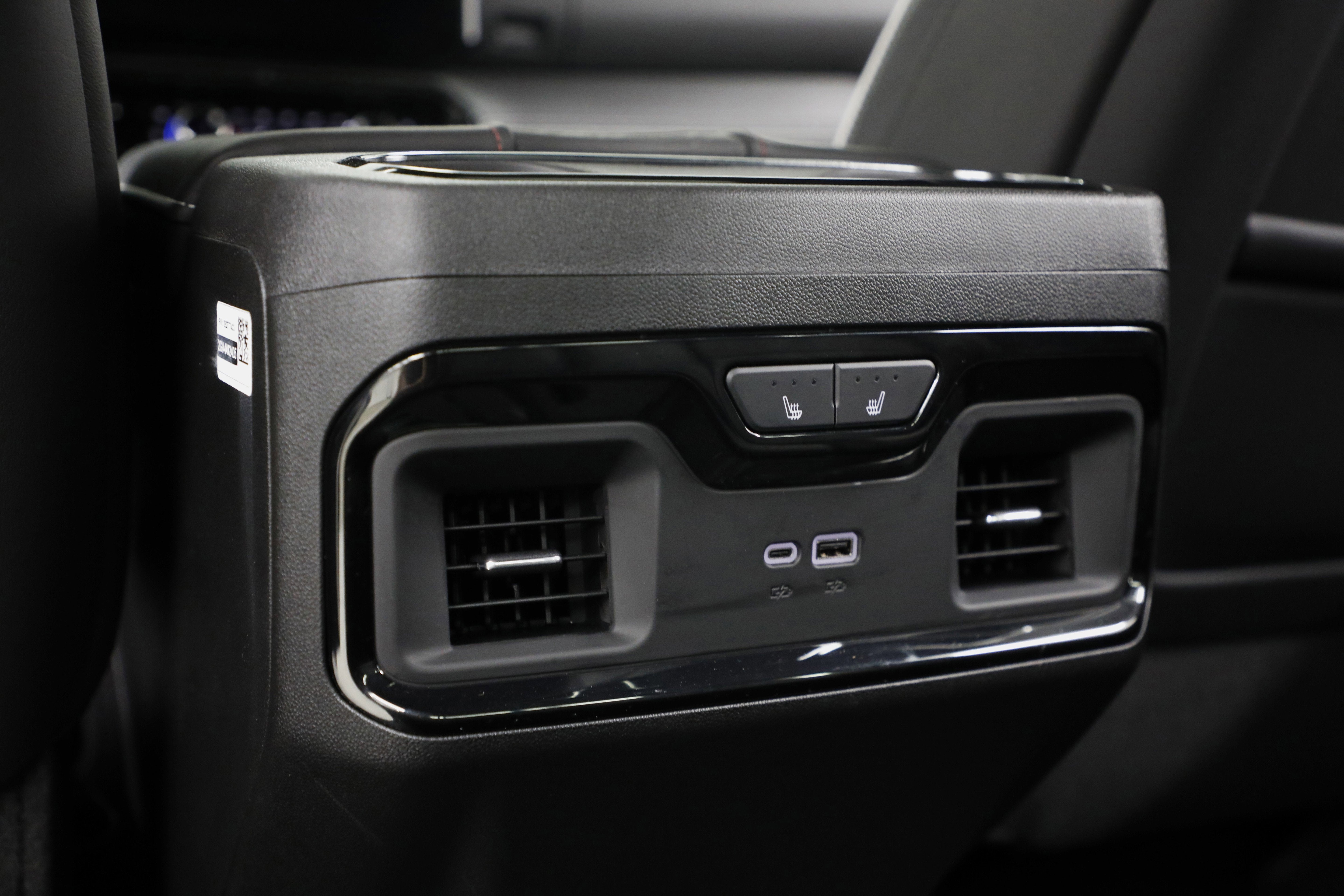 2025 GMC Sierra 2500 HD AT4X