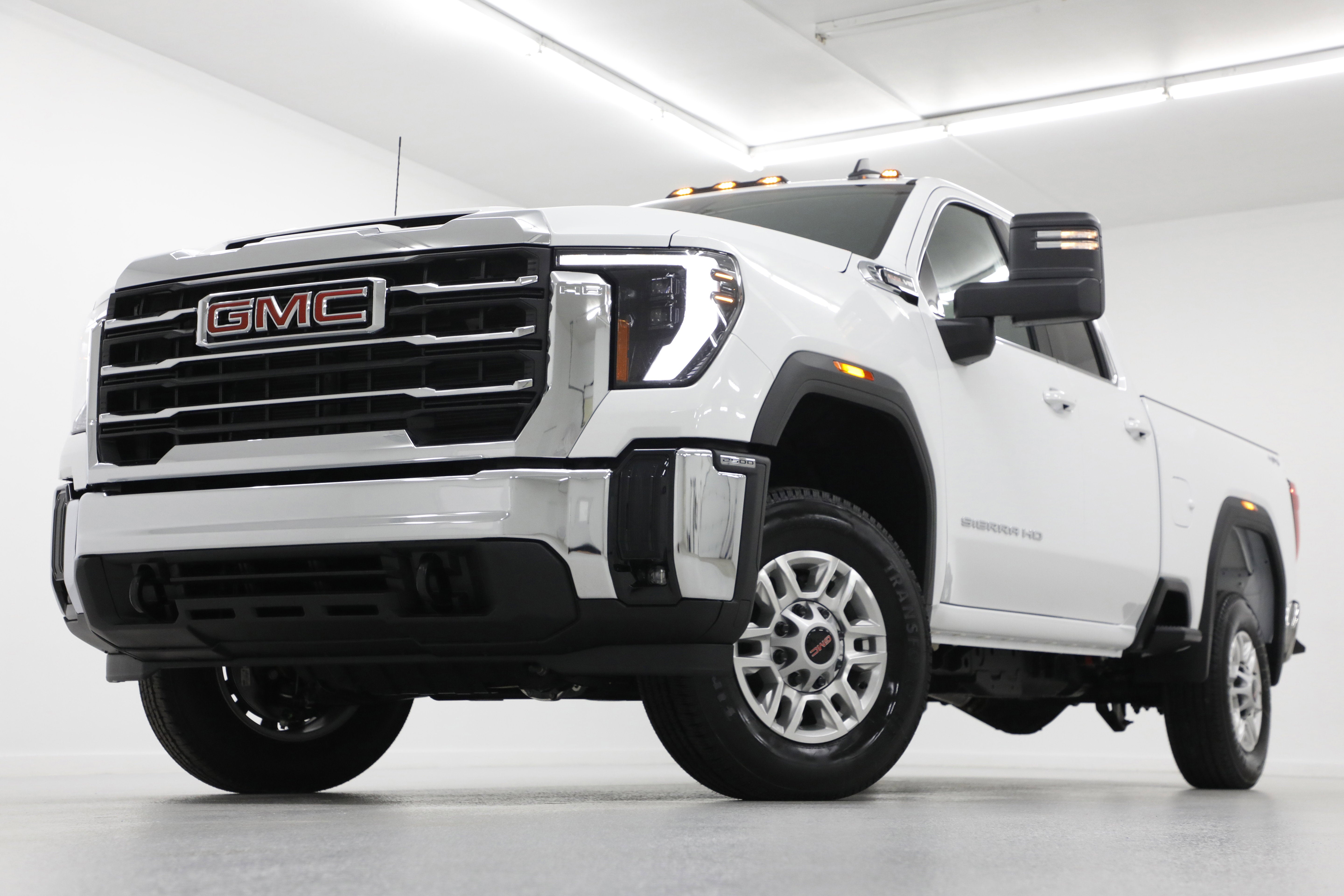 2026 GMC Sierra 2500 HD SLE