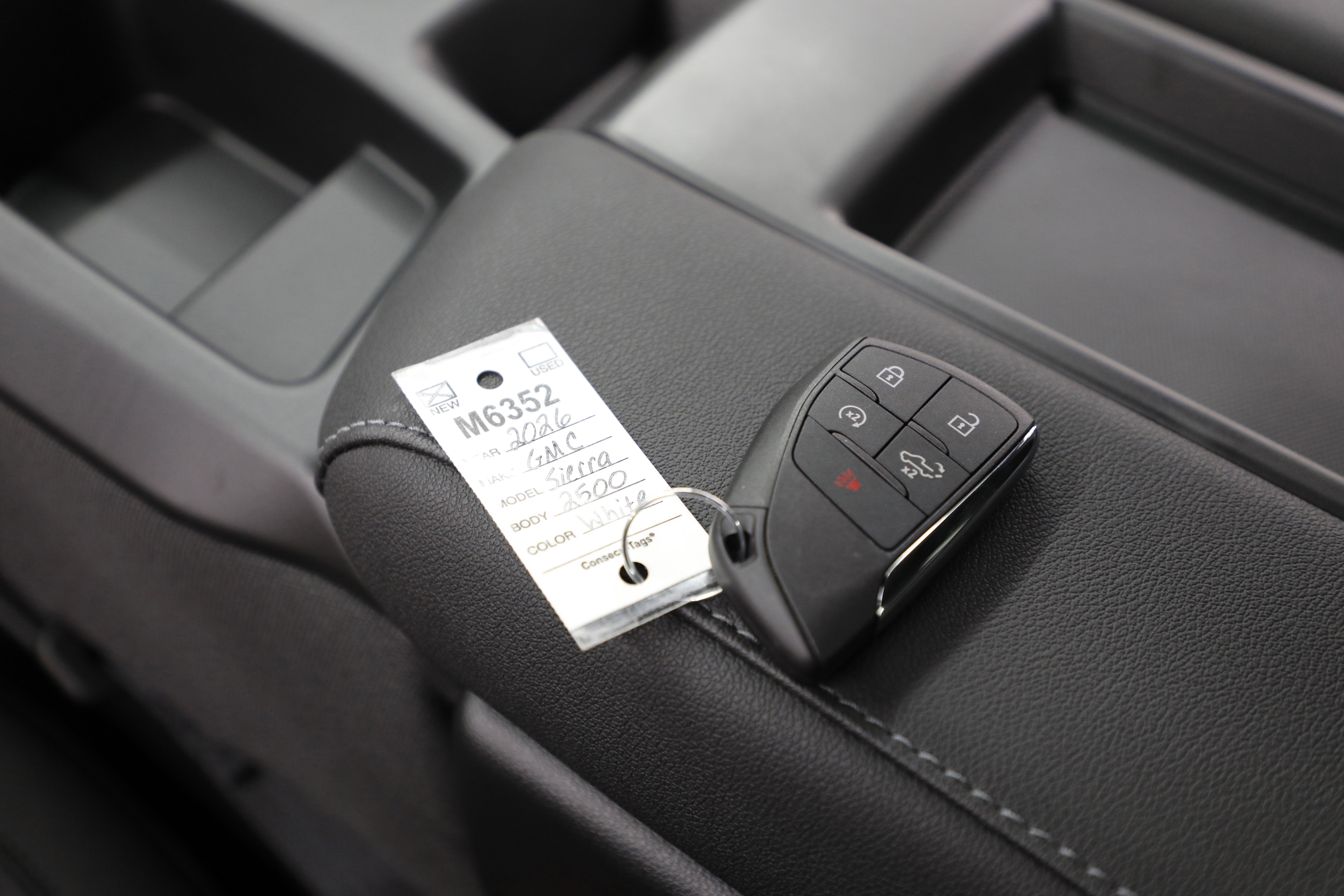 2026 GMC Sierra 2500 HD SLE