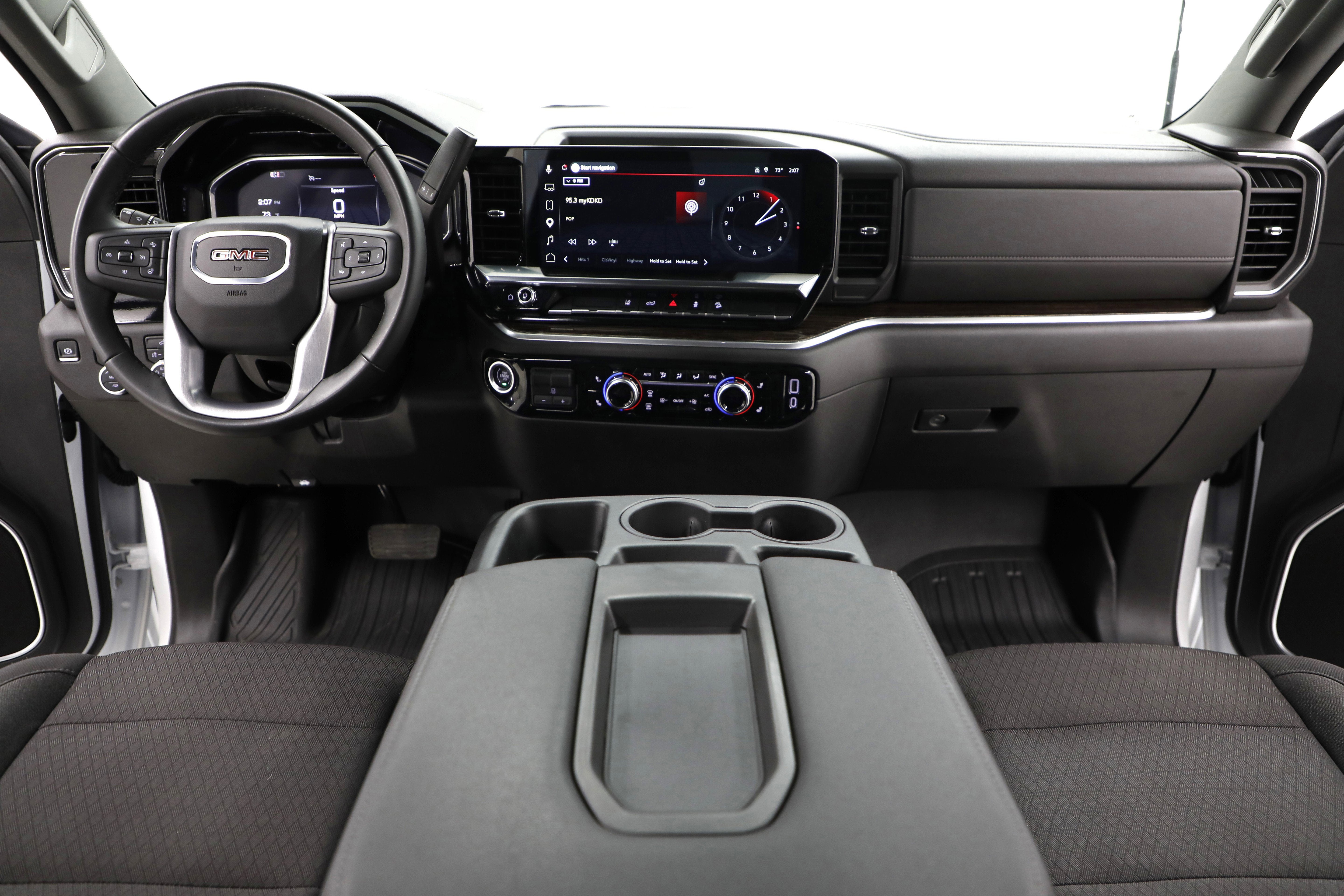 2025 GMC Sierra 2500 HD SLE