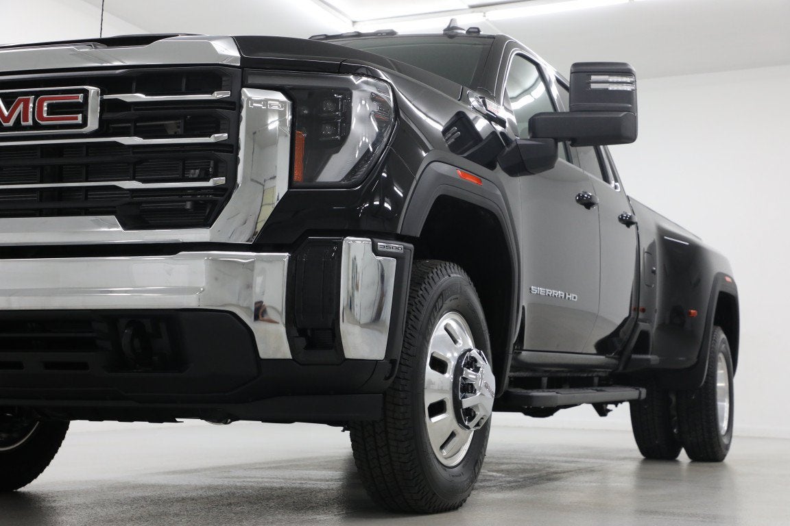 2026 GMC Sierra 3500 HD SLE DRW